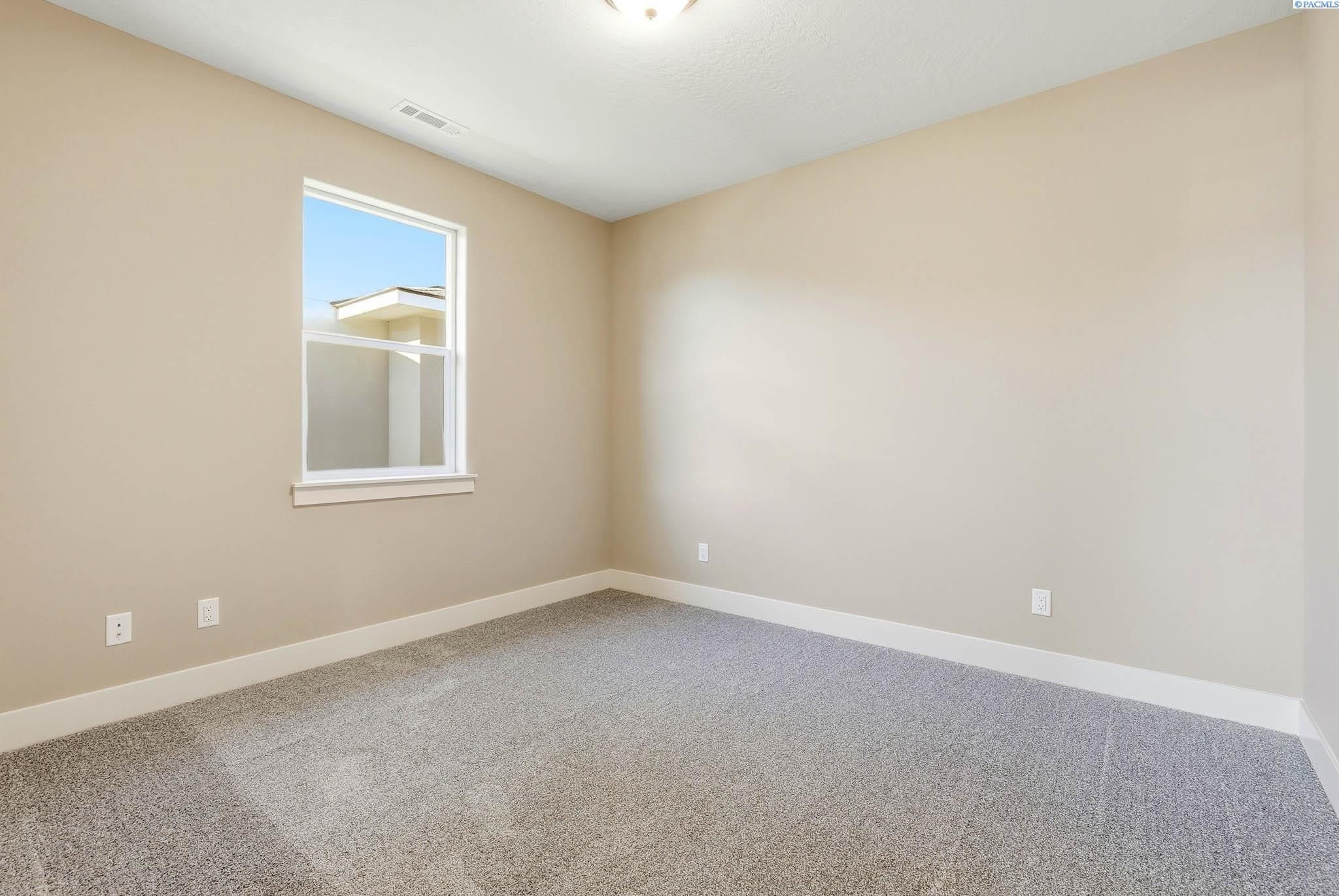 8717 Silver Mound Dr. Pasco, WA 99301