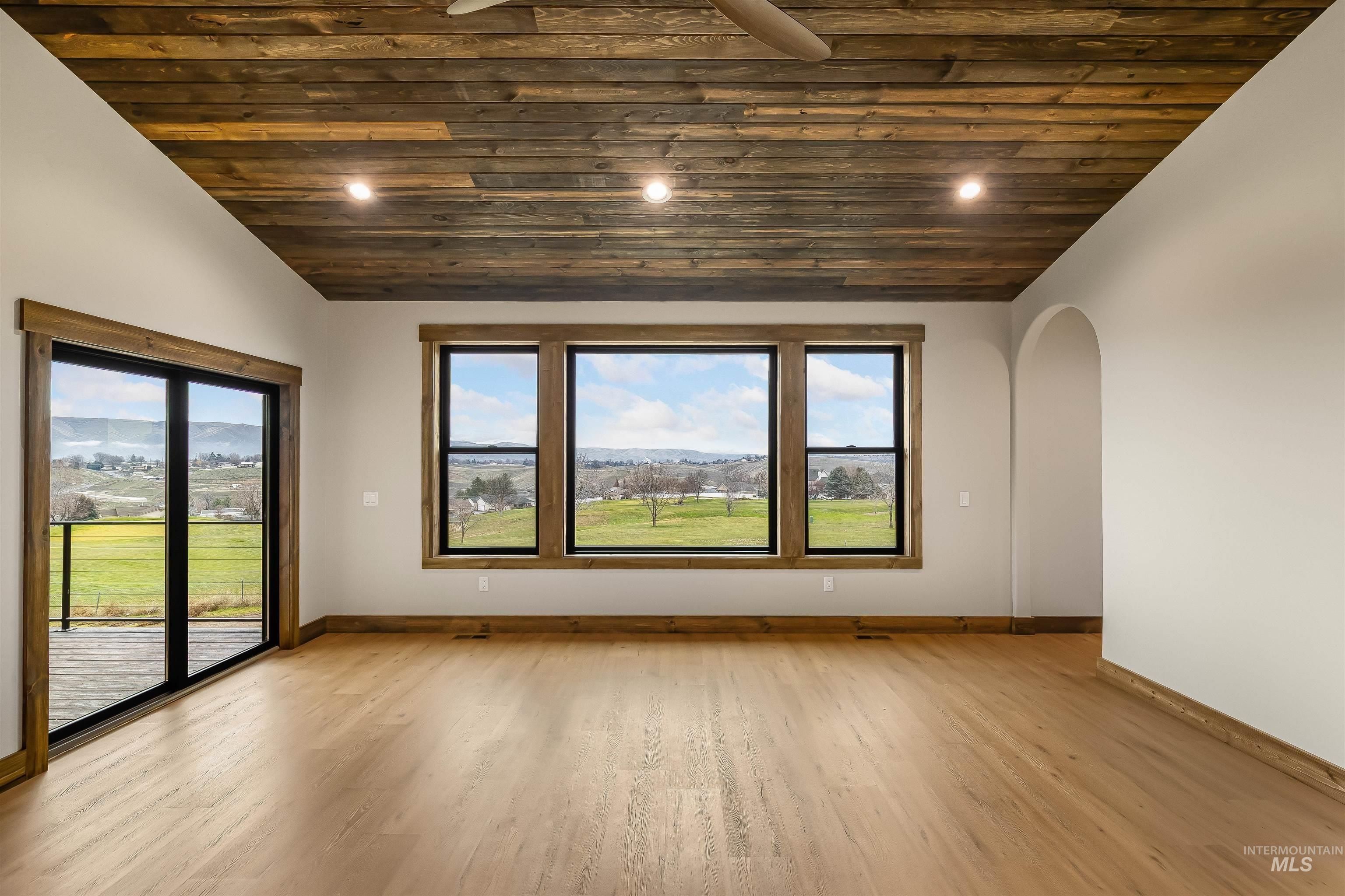 2271 Chukar Drive. Clarkston, WA 99403