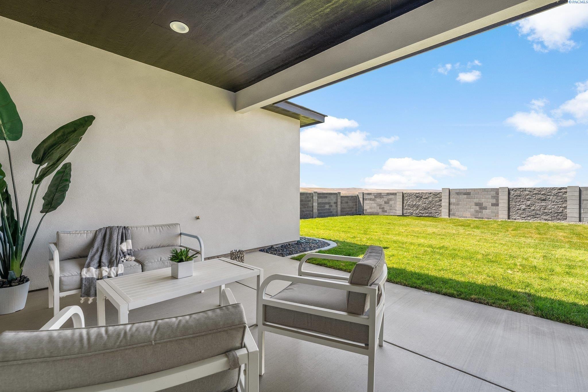 2345 Waterhill Ave. Richland, WA 99352