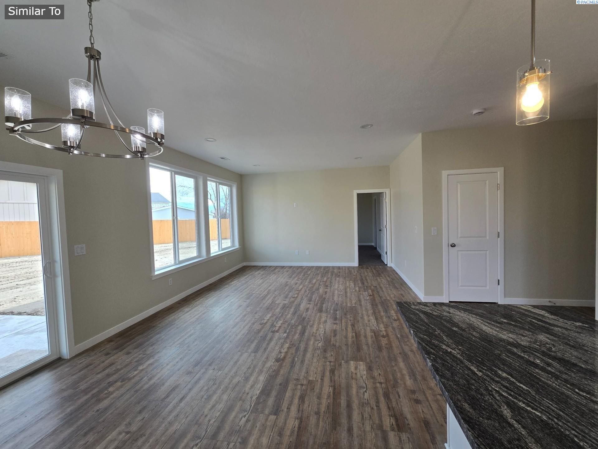 2150 S Elm Place. Kennewick, WA 99337