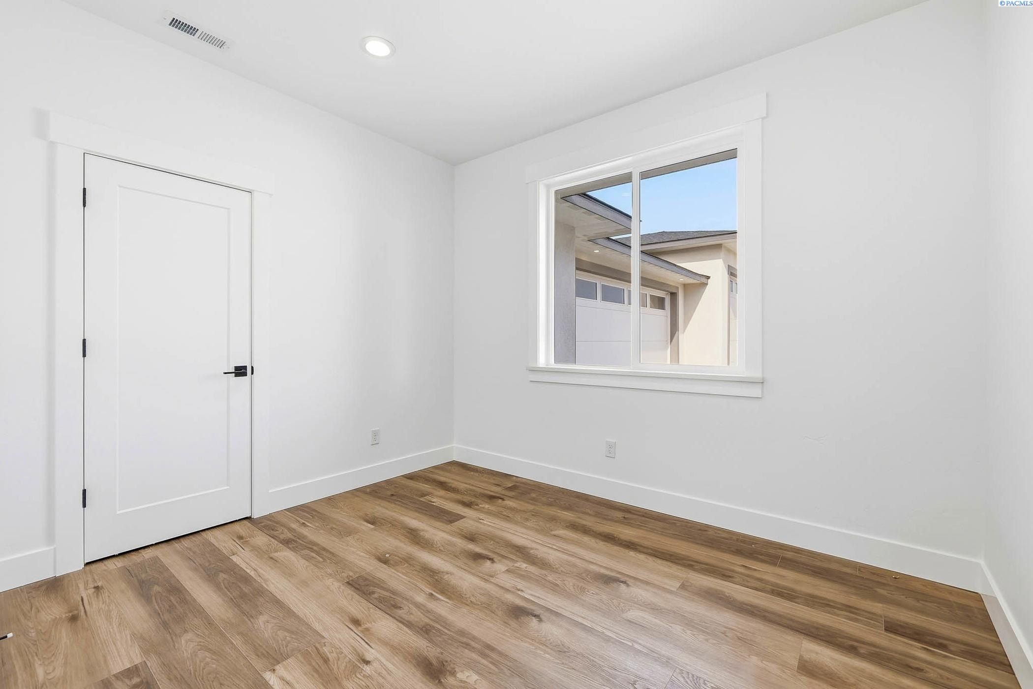 7101 W 34Th Pl. Kennewick, WA 99338