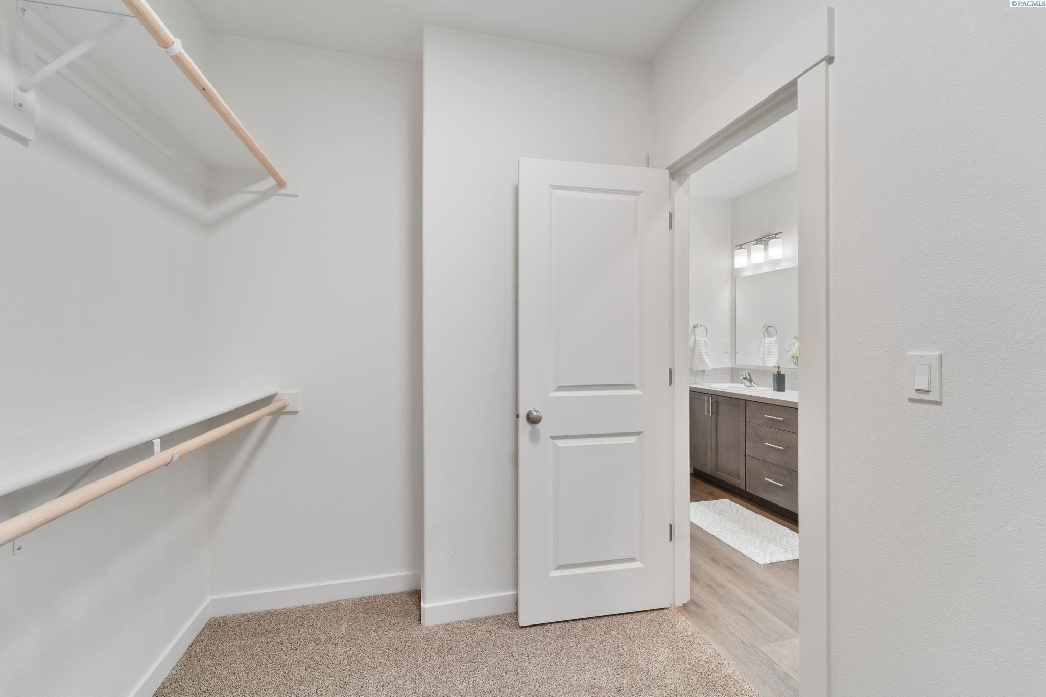 191549 River Crest Pl. Plymouth, WA 99346