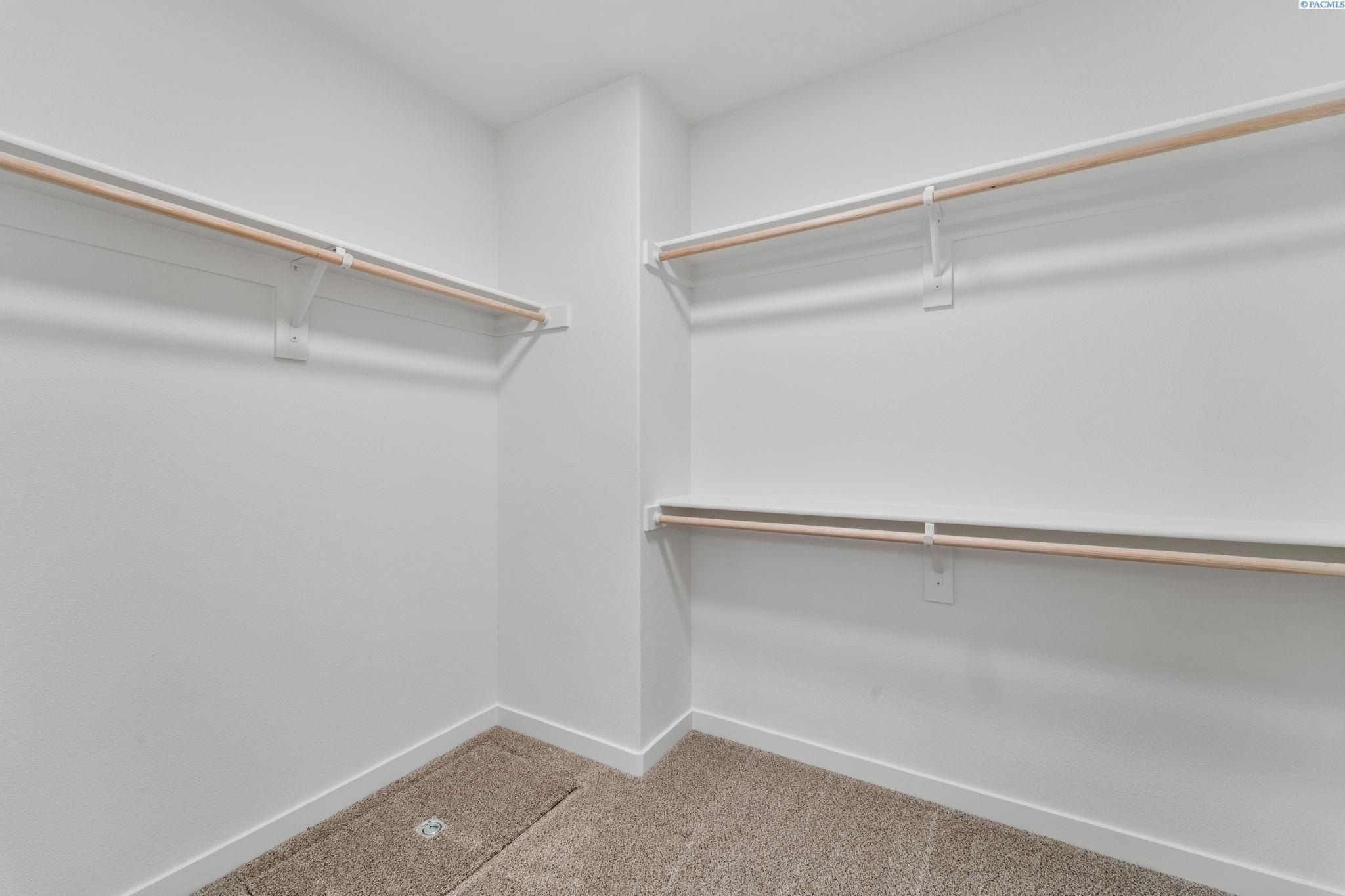 191549 River Crest Pl. Plymouth, WA 99346