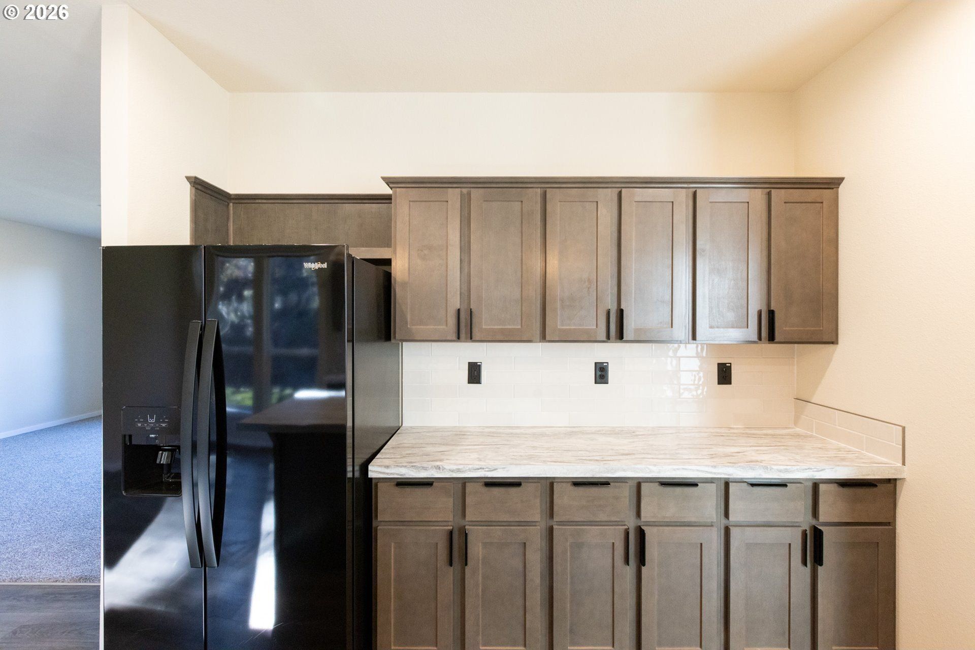 698 Highway 141. White Salmon, WA 98672