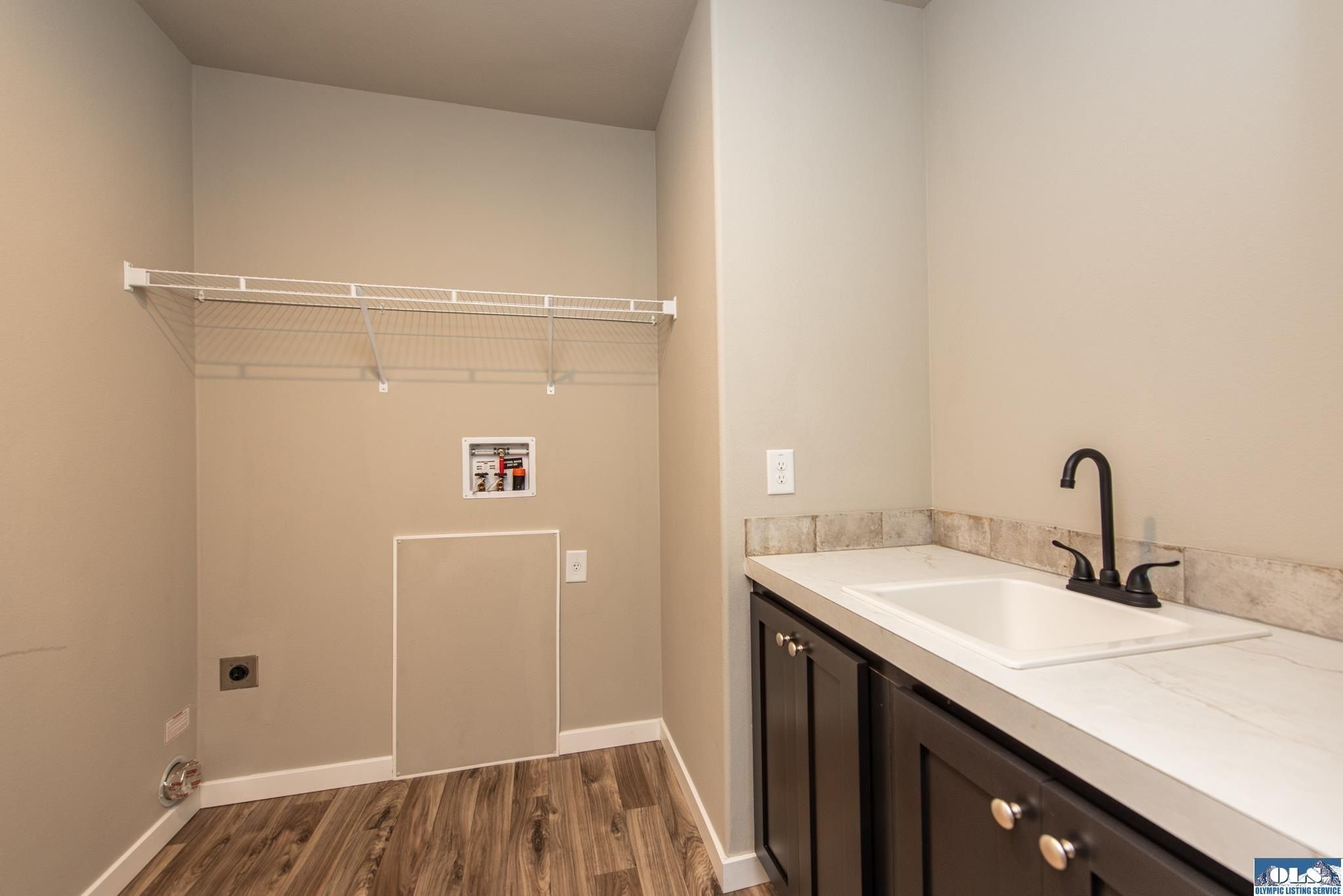 211 S Barr Road. Port Angeles, WA 98362