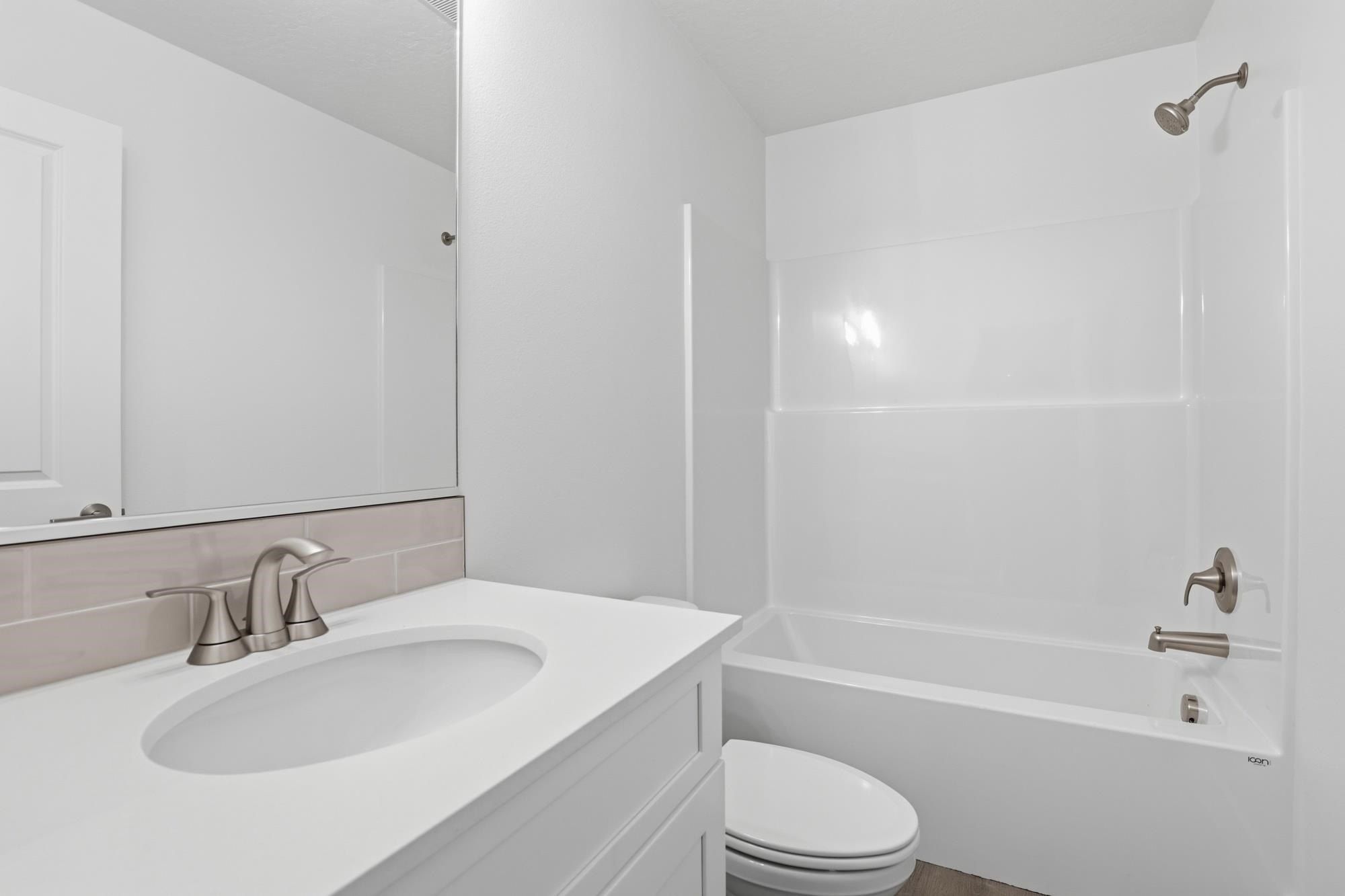 24 W 12Th St. Deer Park, WA 99006