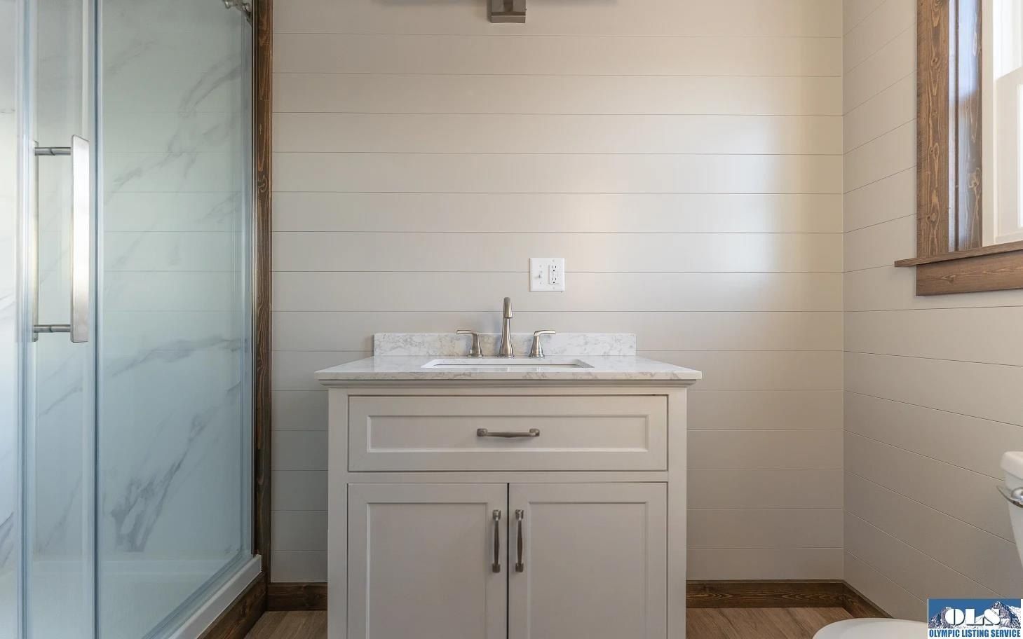 261131 Highway 101. Sequim, WA 98382