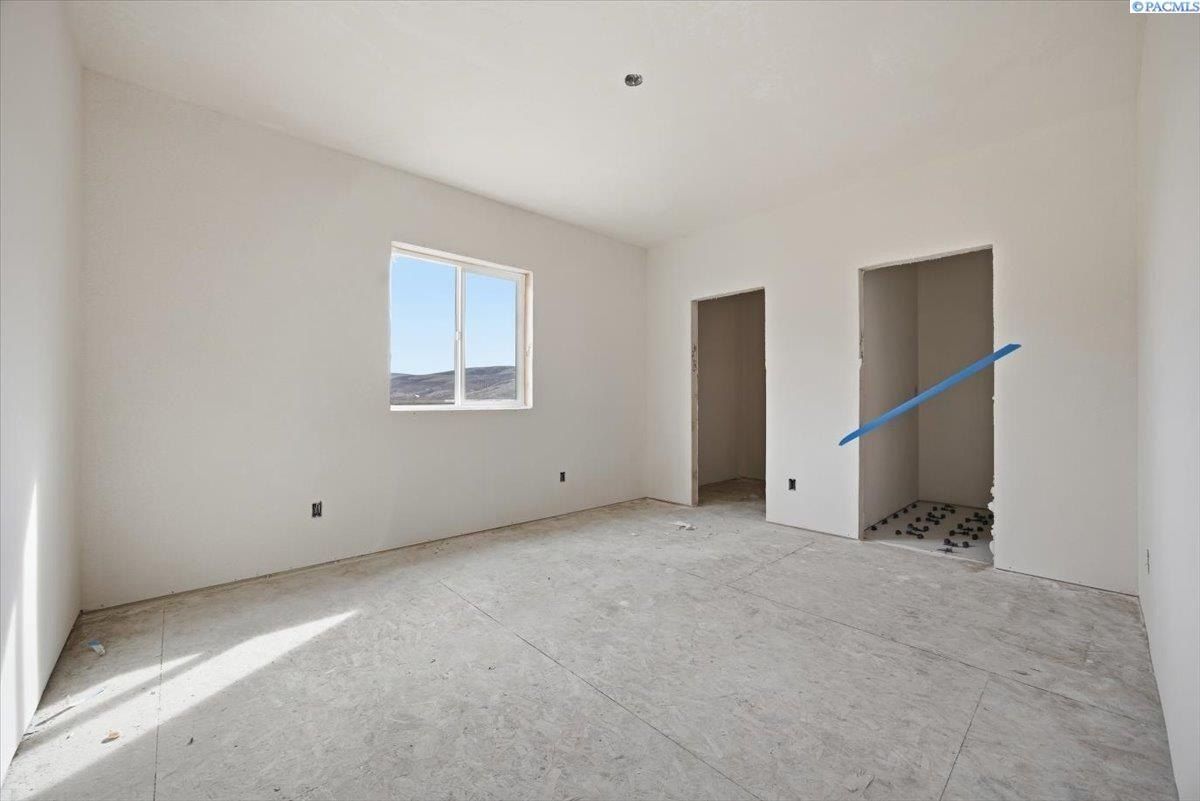 10535 S 674 Prse. Benton City, WA 99320