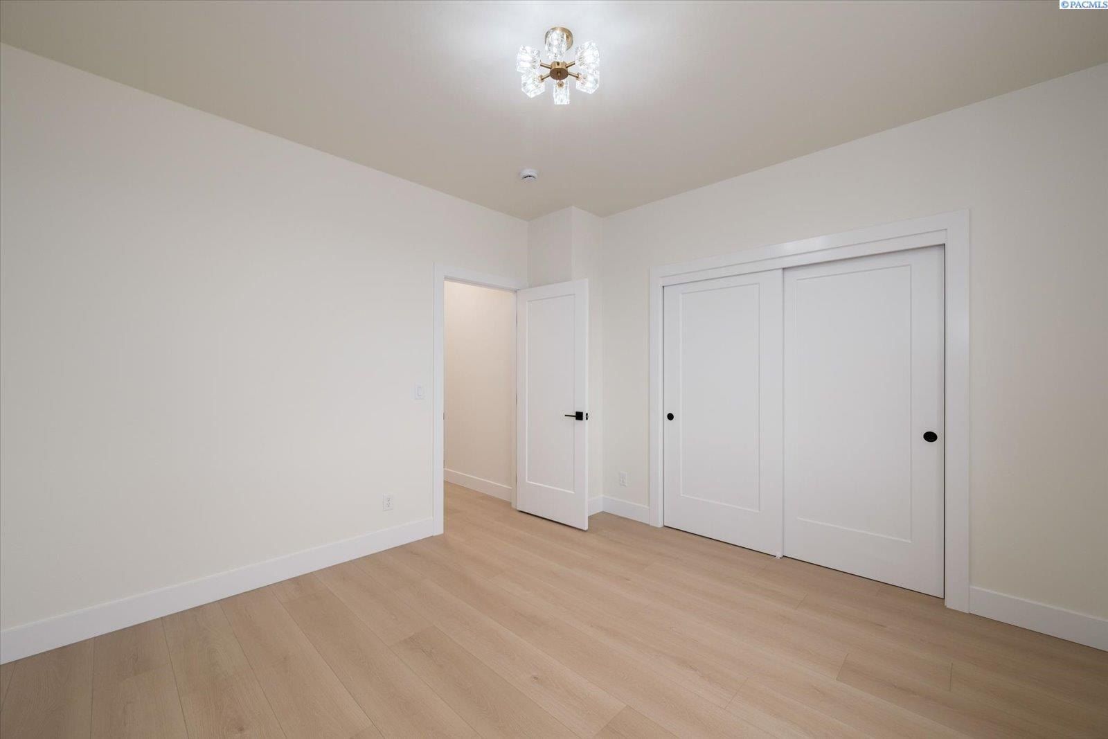 3702 Allison Way. Richland, WA 99352