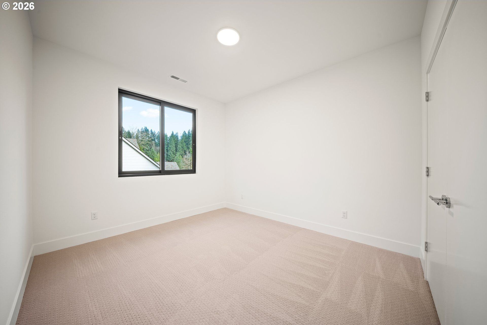 2445 N R St. Washougal, WA 98671