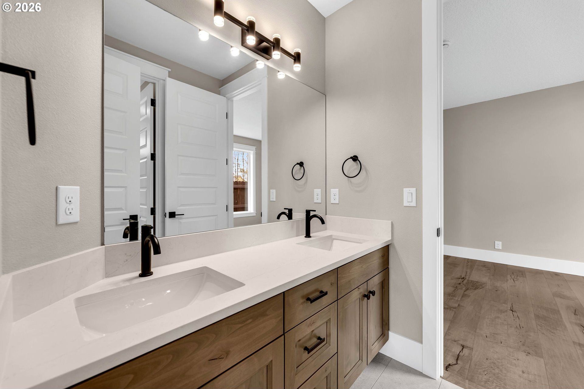 16221 Ne 180Th St. Brush Prairie, WA 98606