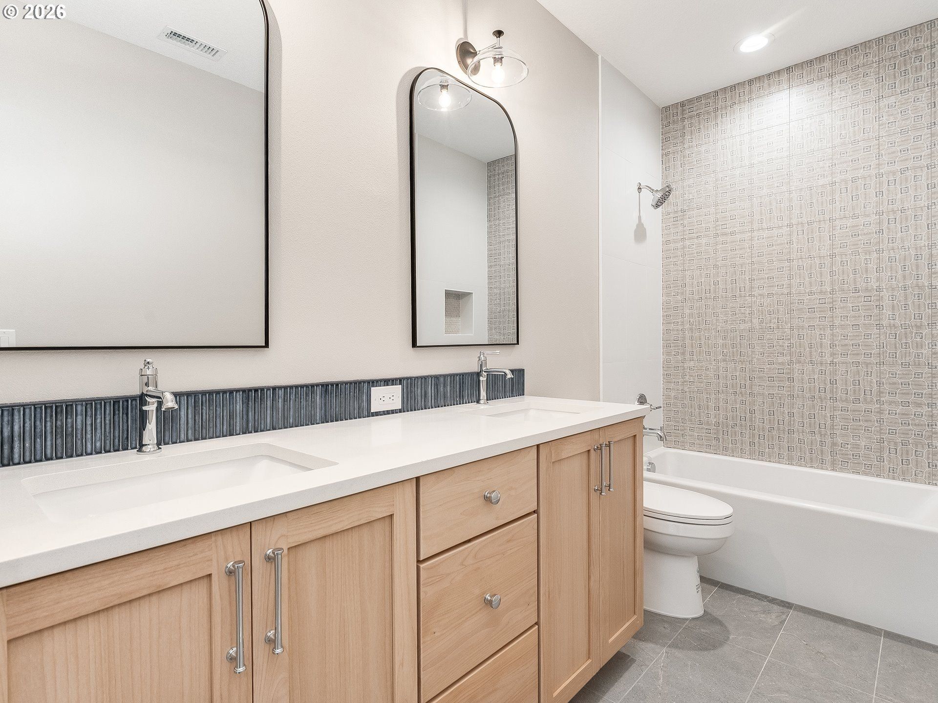 15012 Nw 13Th Ave. Vancouver, WA 98685