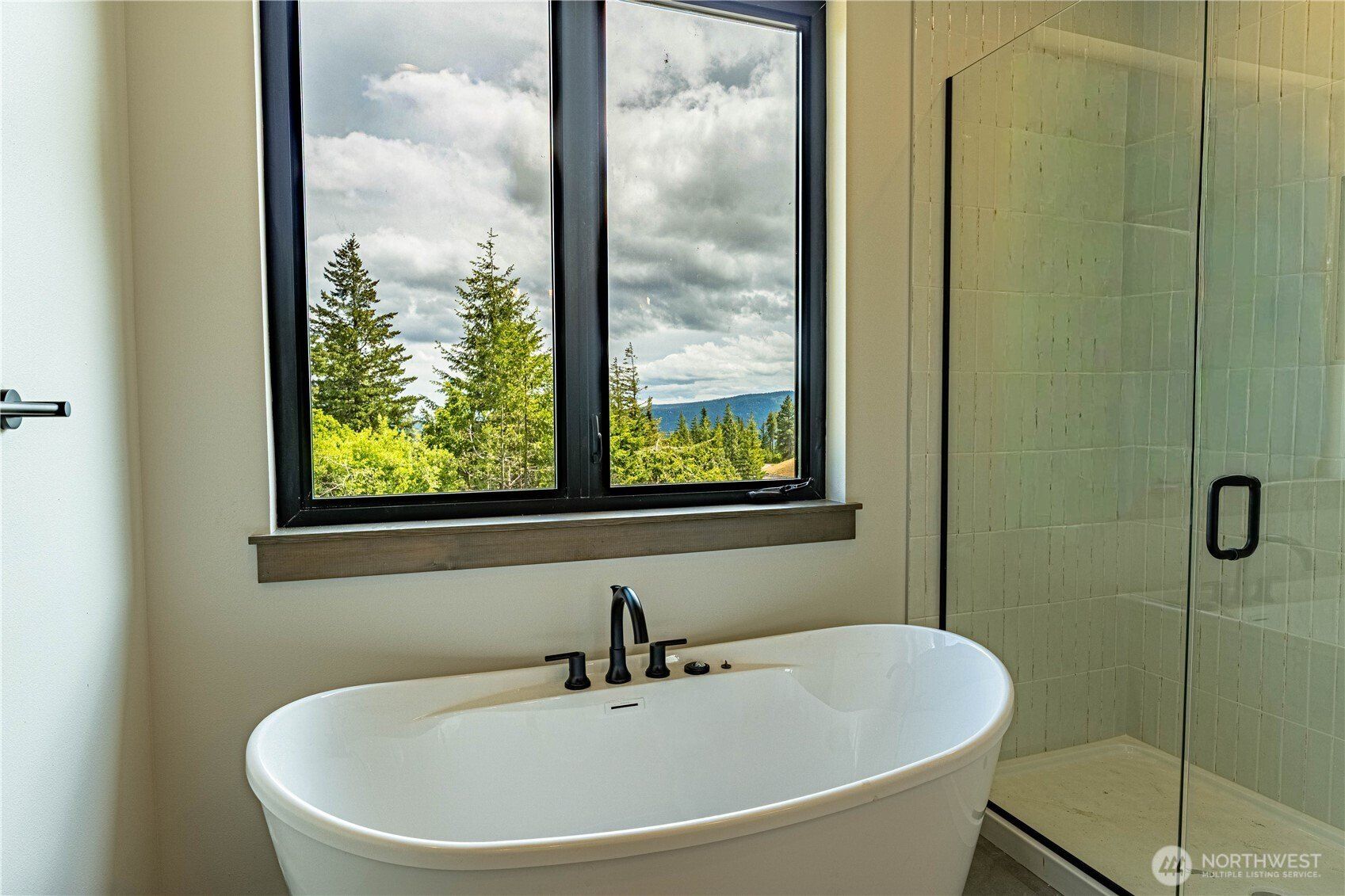 61 Sky Crest Way. Cle Elum, WA 98922