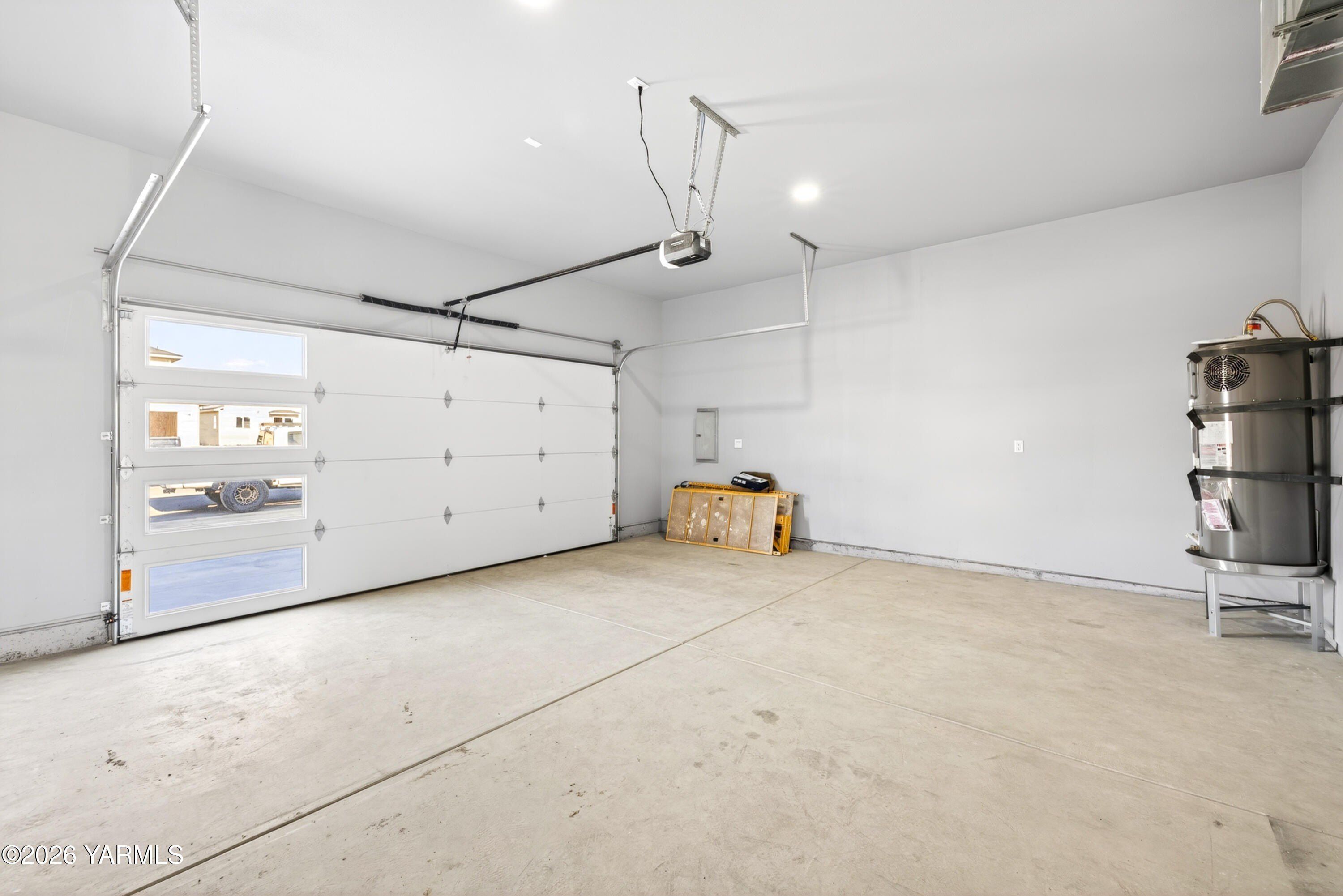 301 Hogan St. Sunnyside, WA 98944