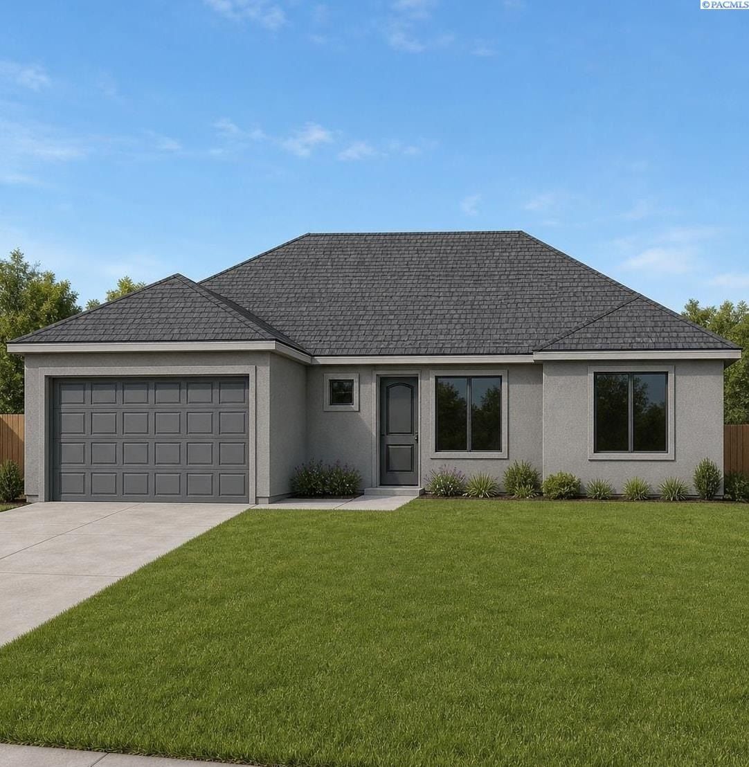 204 Olivera Street. Grandview, WA 98930