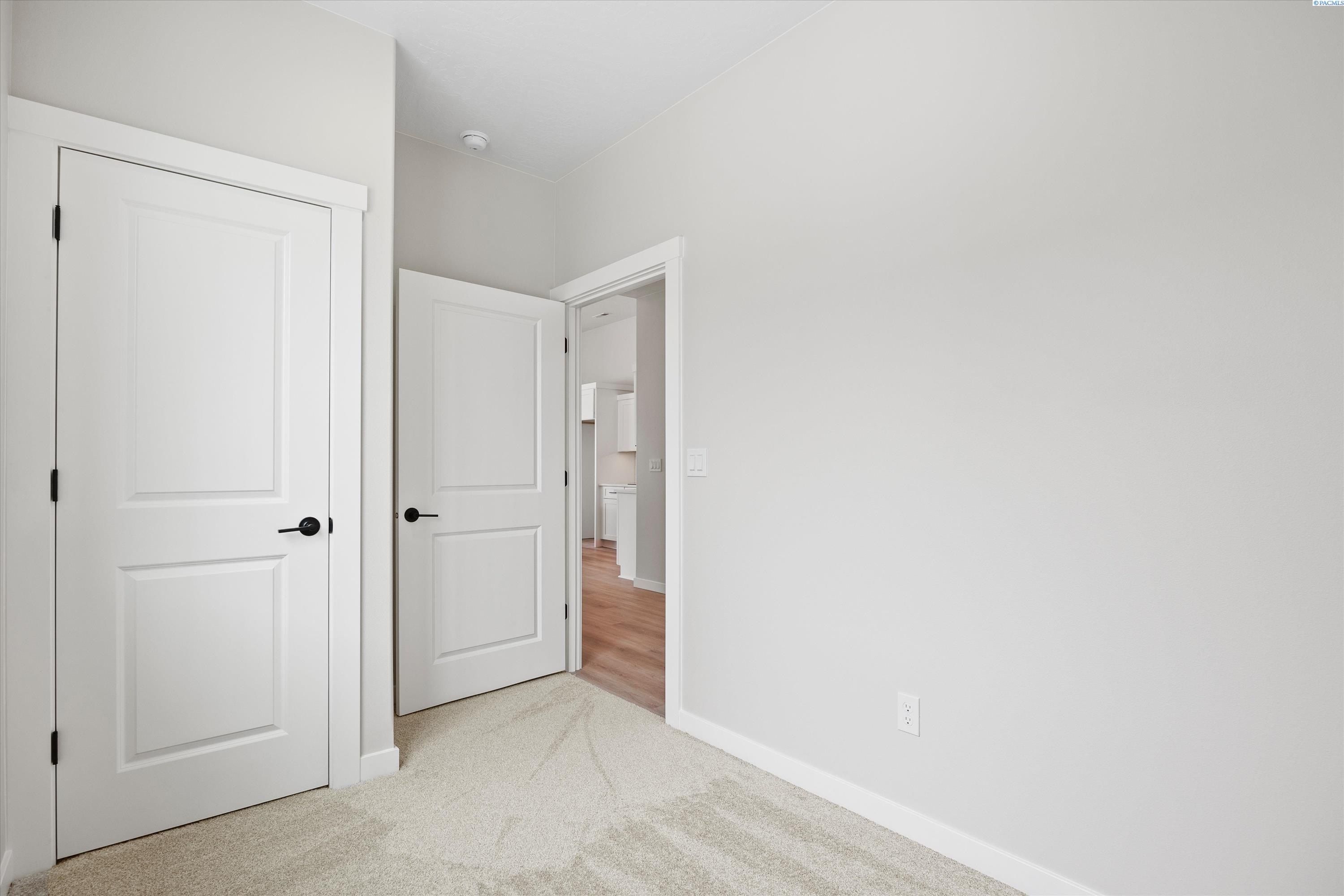 3339 S Nelson St. Kennewick, WA 99338