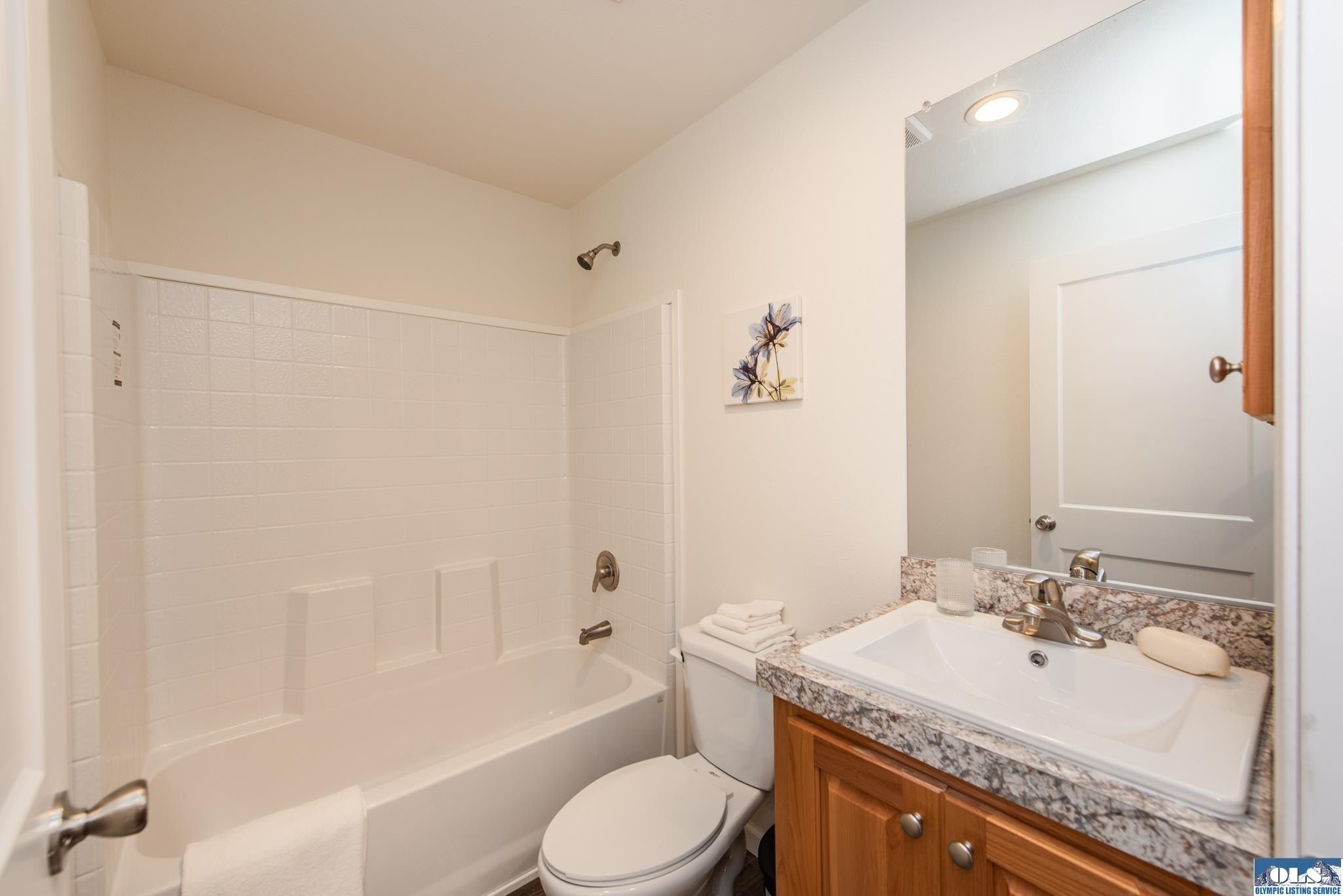 111 Dryke Road 73. Sequim, WA 98382