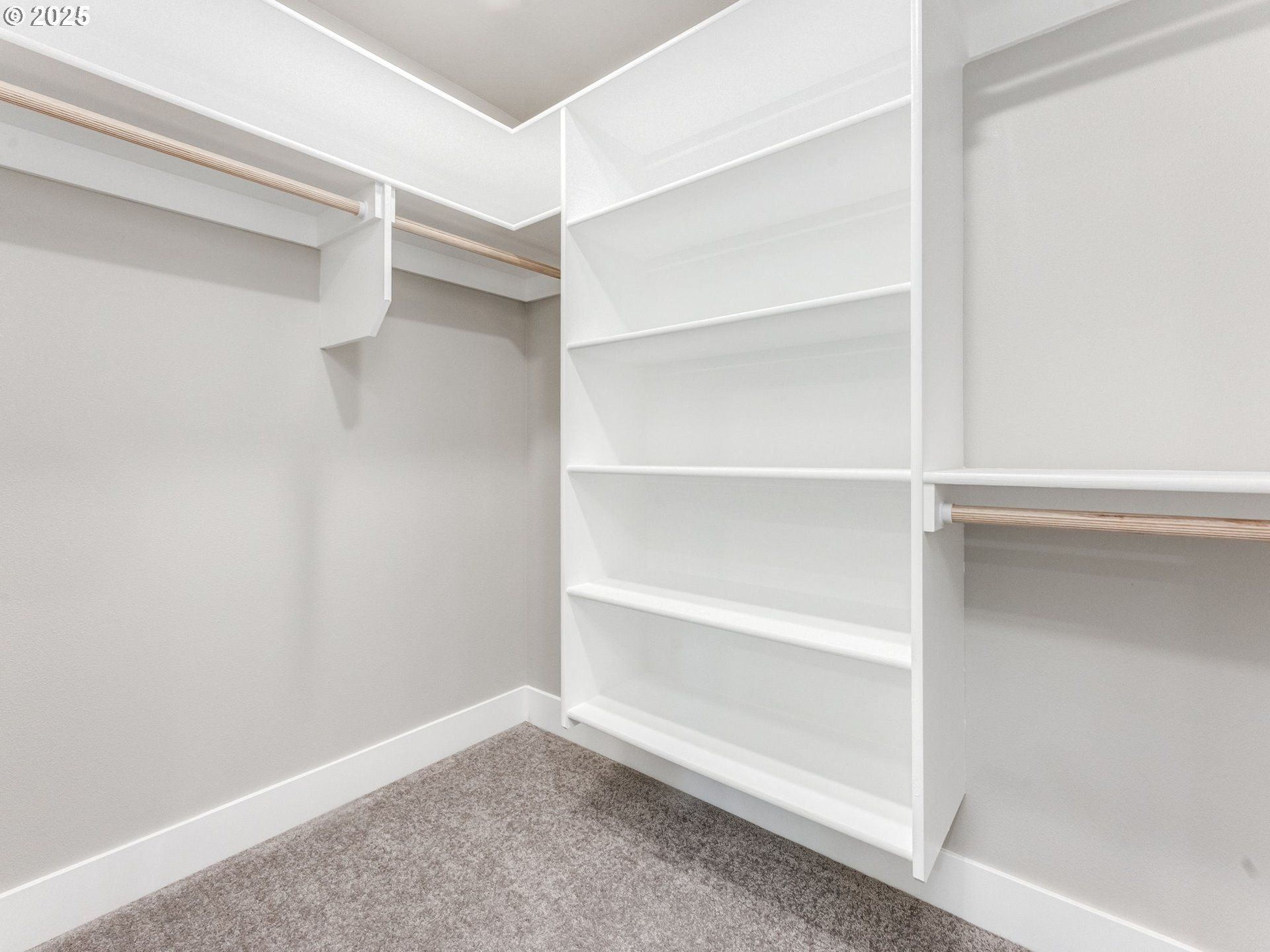 2205 Nw 69Th St. Vancouver, WA 98665