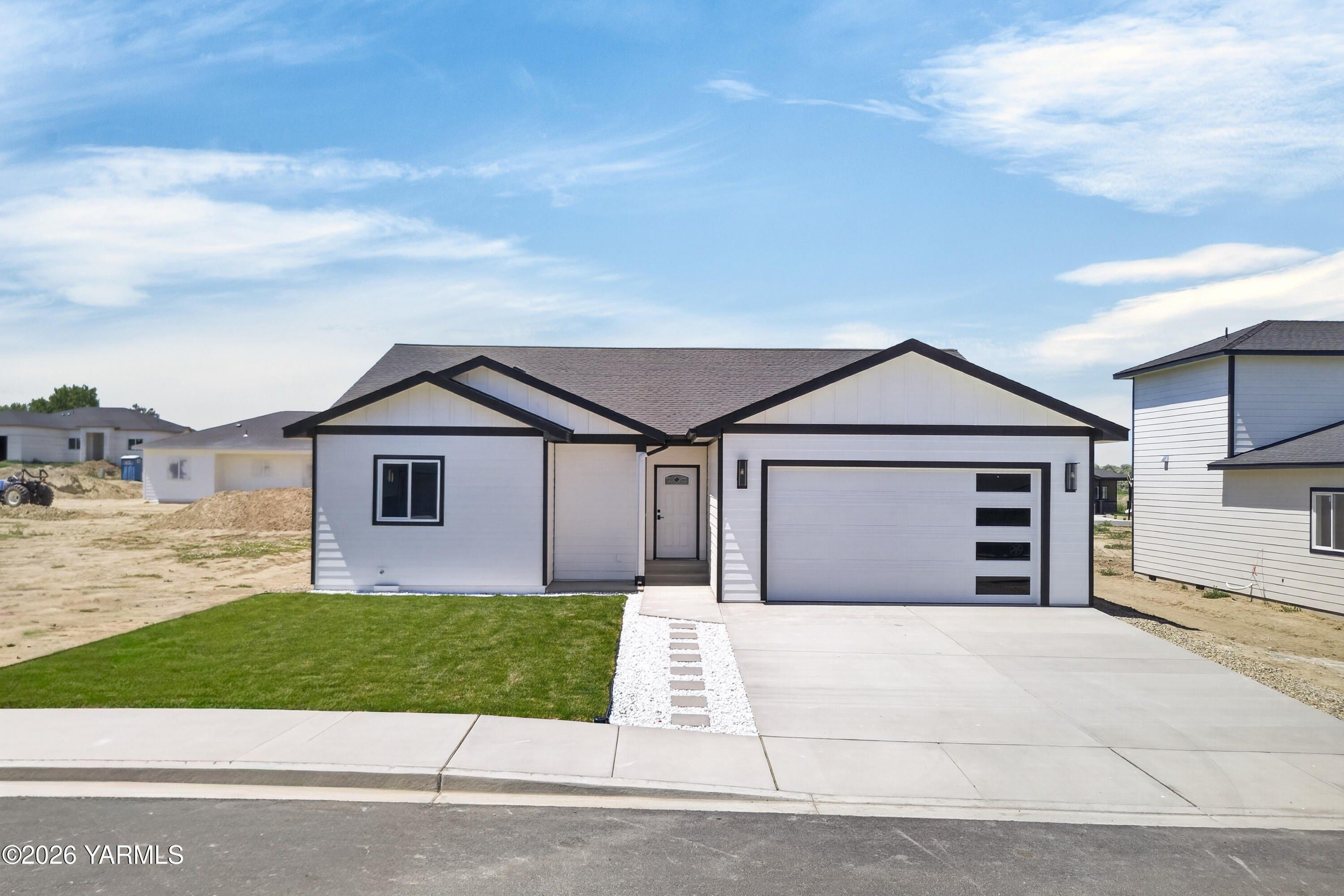 309 Olivia St. Sunnyside, WA 98944