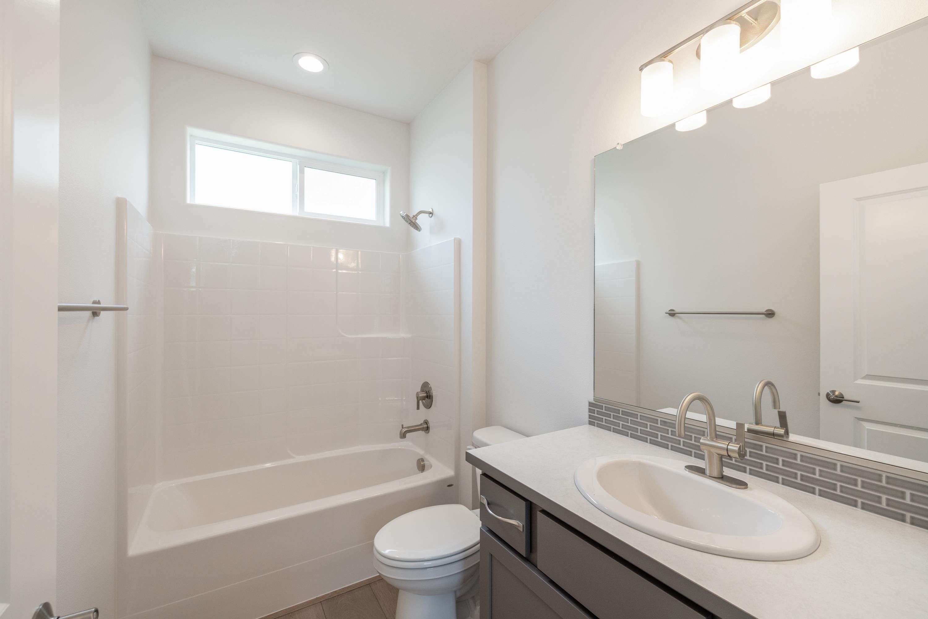 12223 N Dupont Dr. Spokane, WA 99218