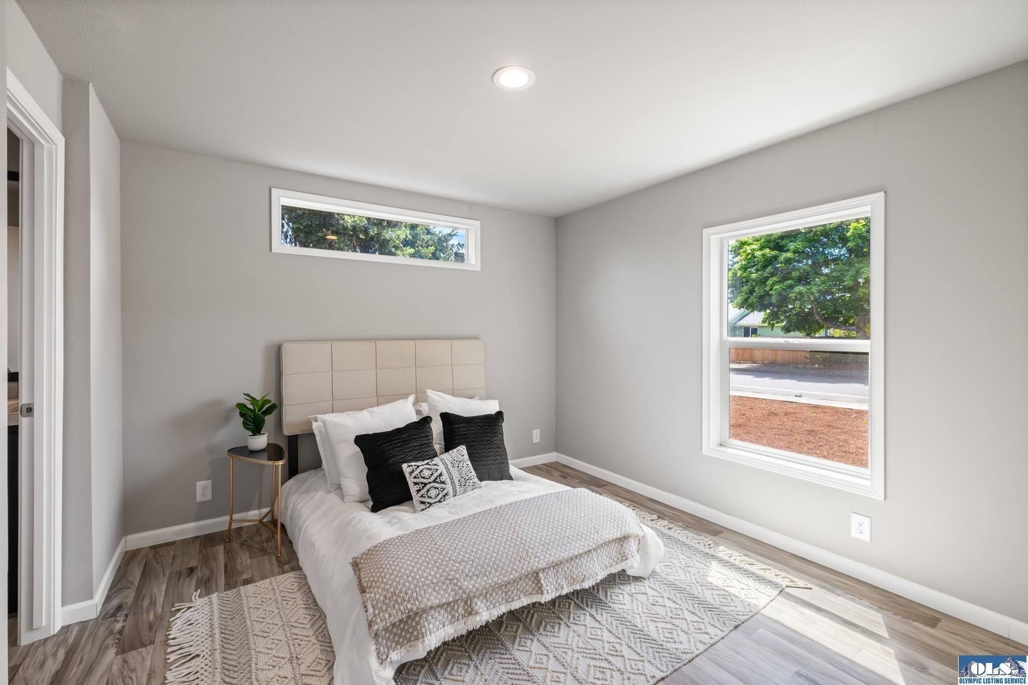 524 W Prairie. Sequim, WA 98382