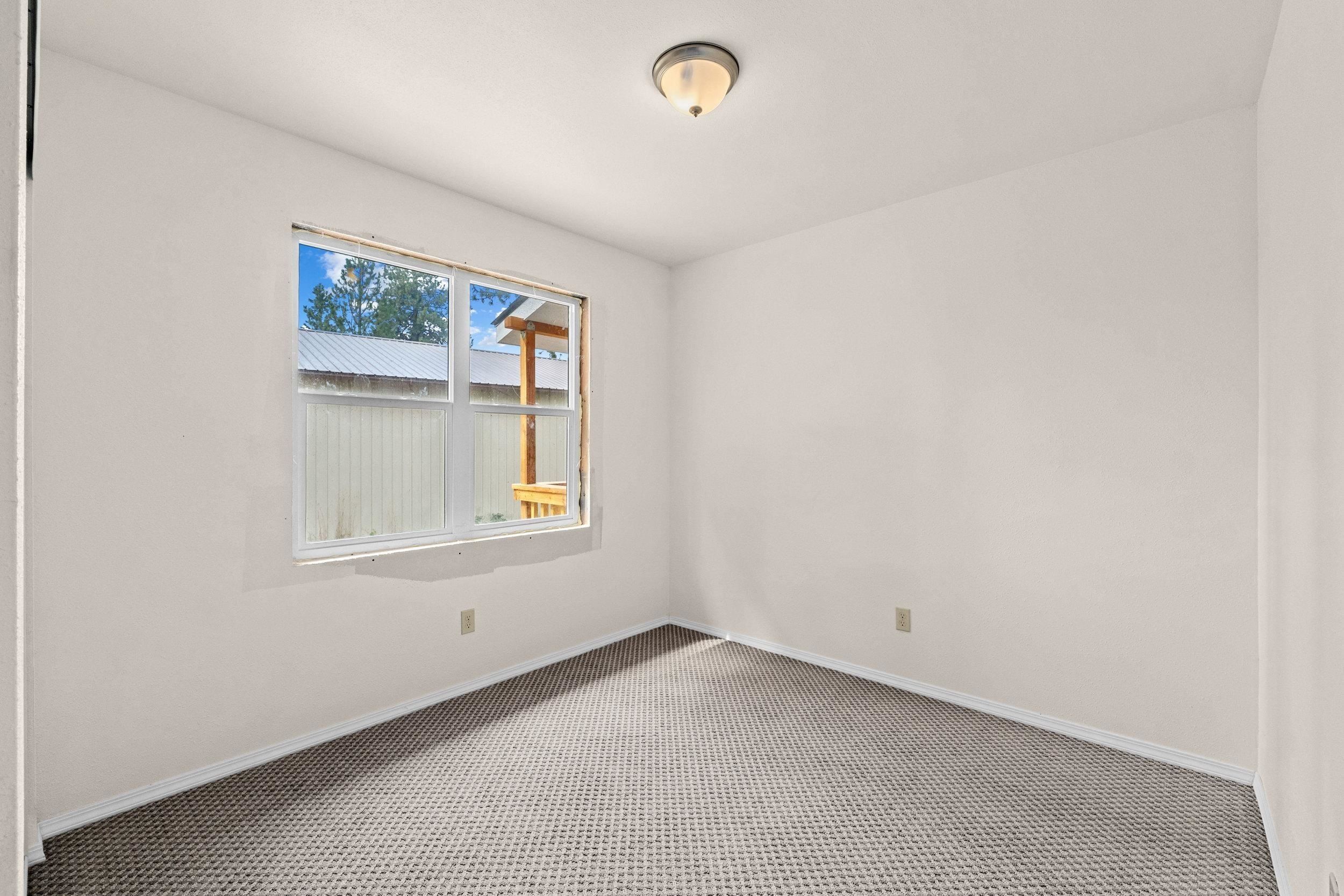 107 Lilac Ln. Newport, WA 99156
