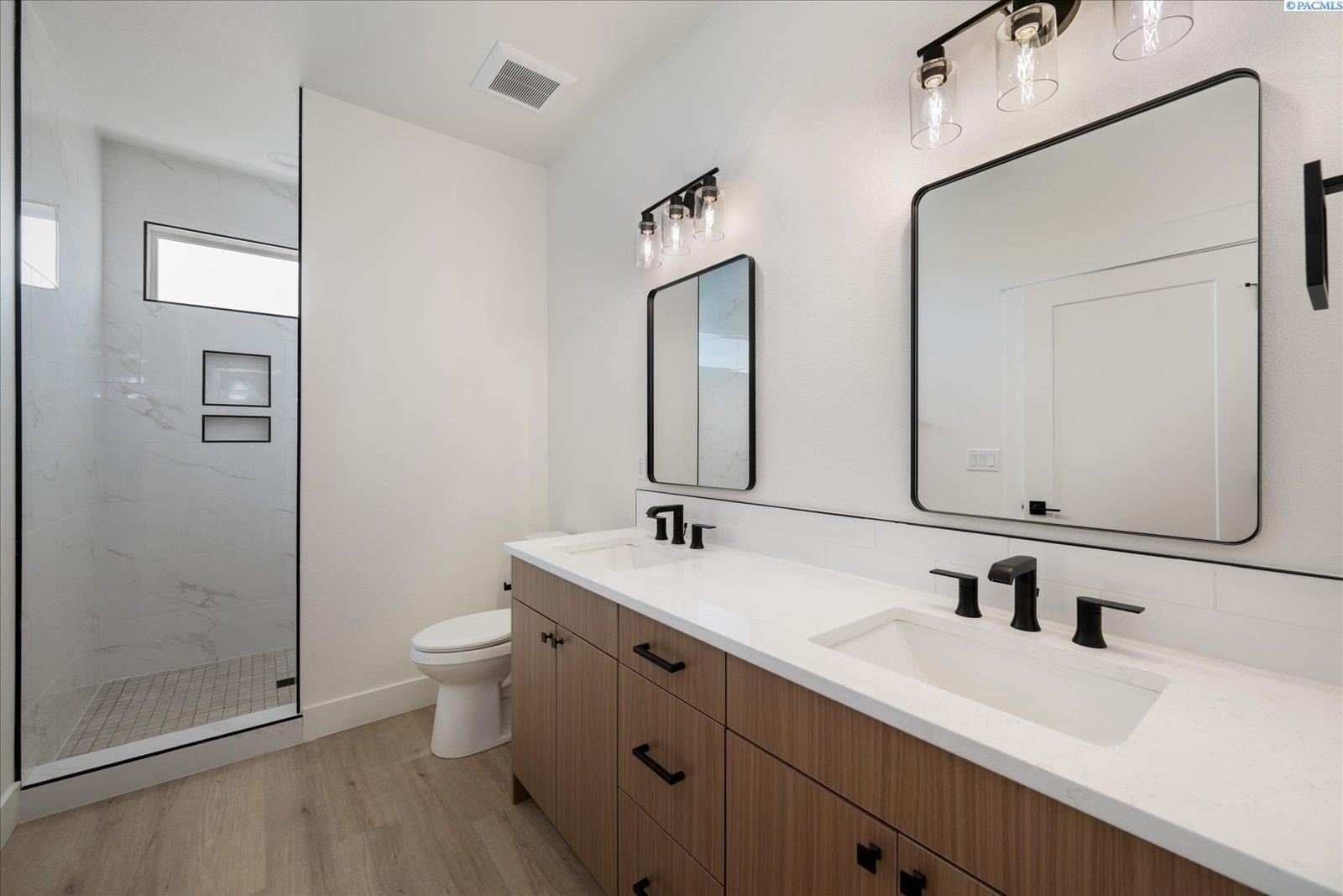 6621 W 27Th Ave. Kennewick, WA 99338