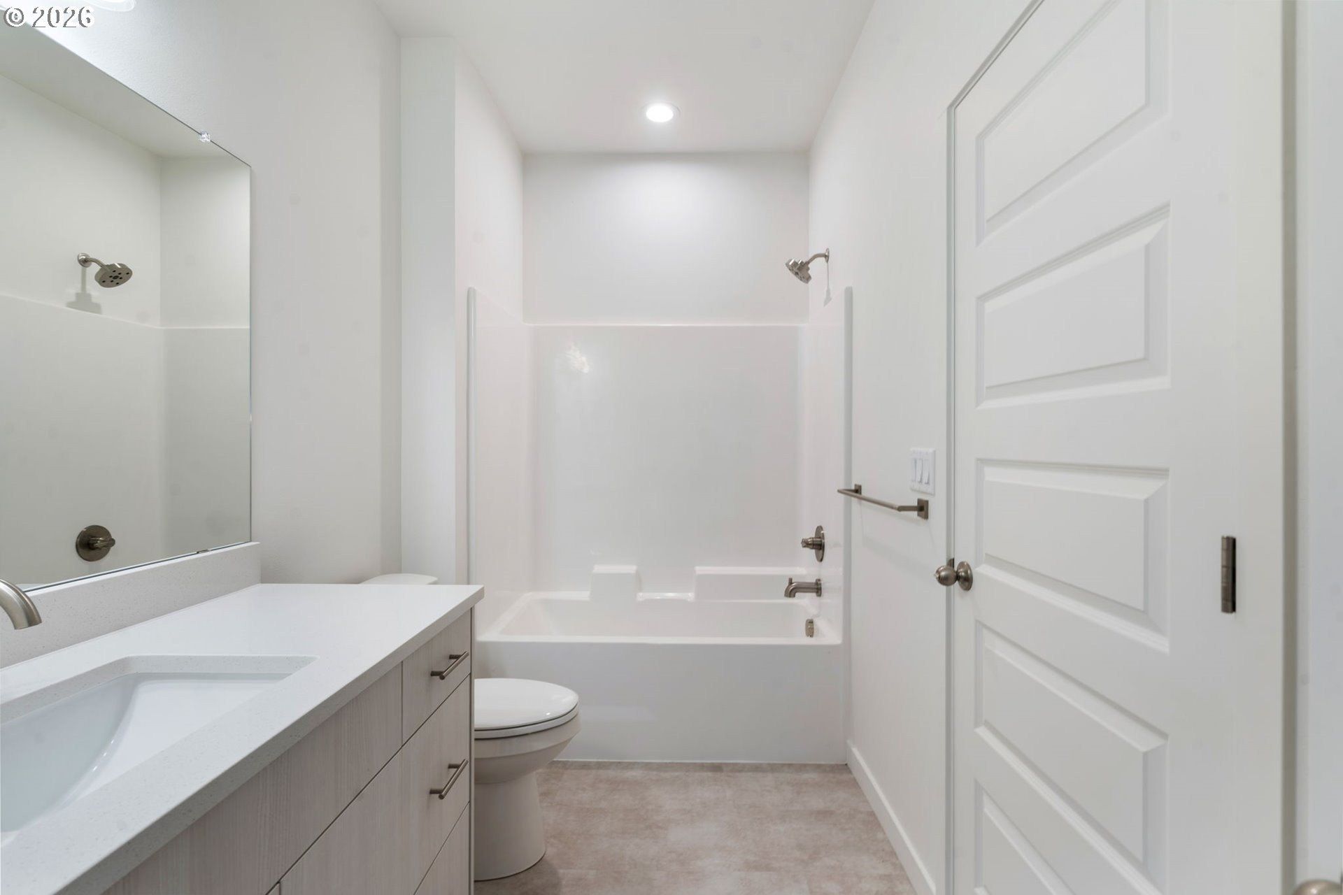5107 Ne 113Th Loop. Vancouver, WA 98686