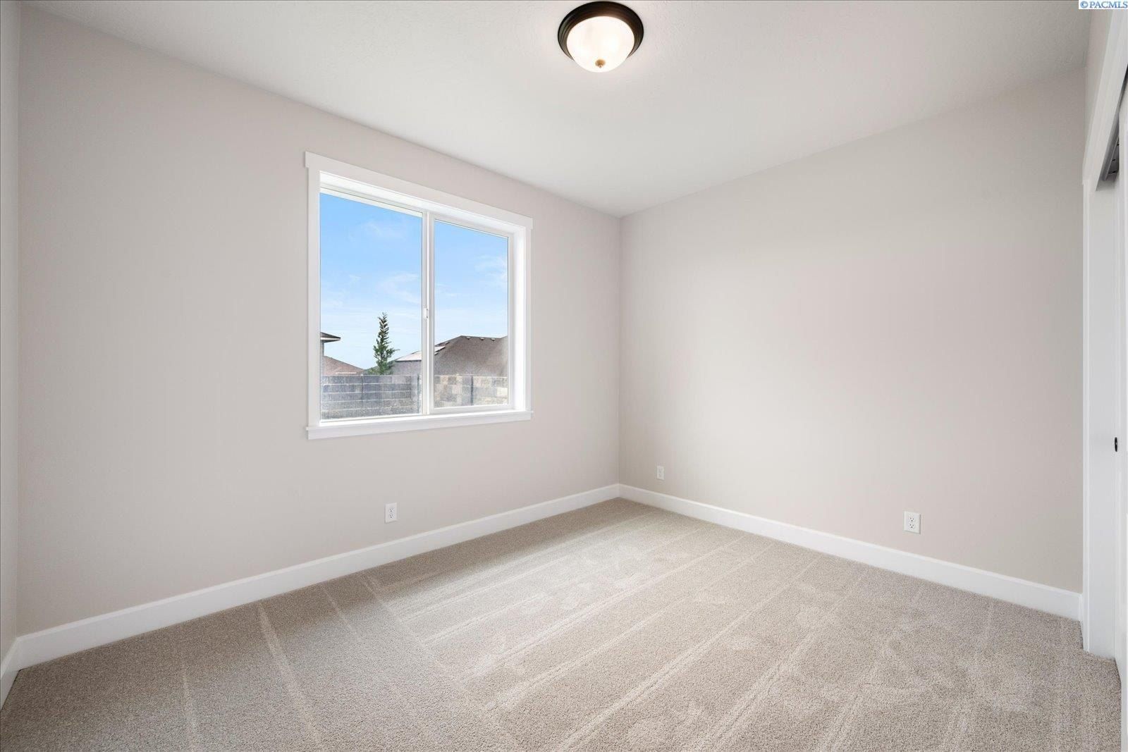 2892 S Alaska St. Kennewick, WA 99338