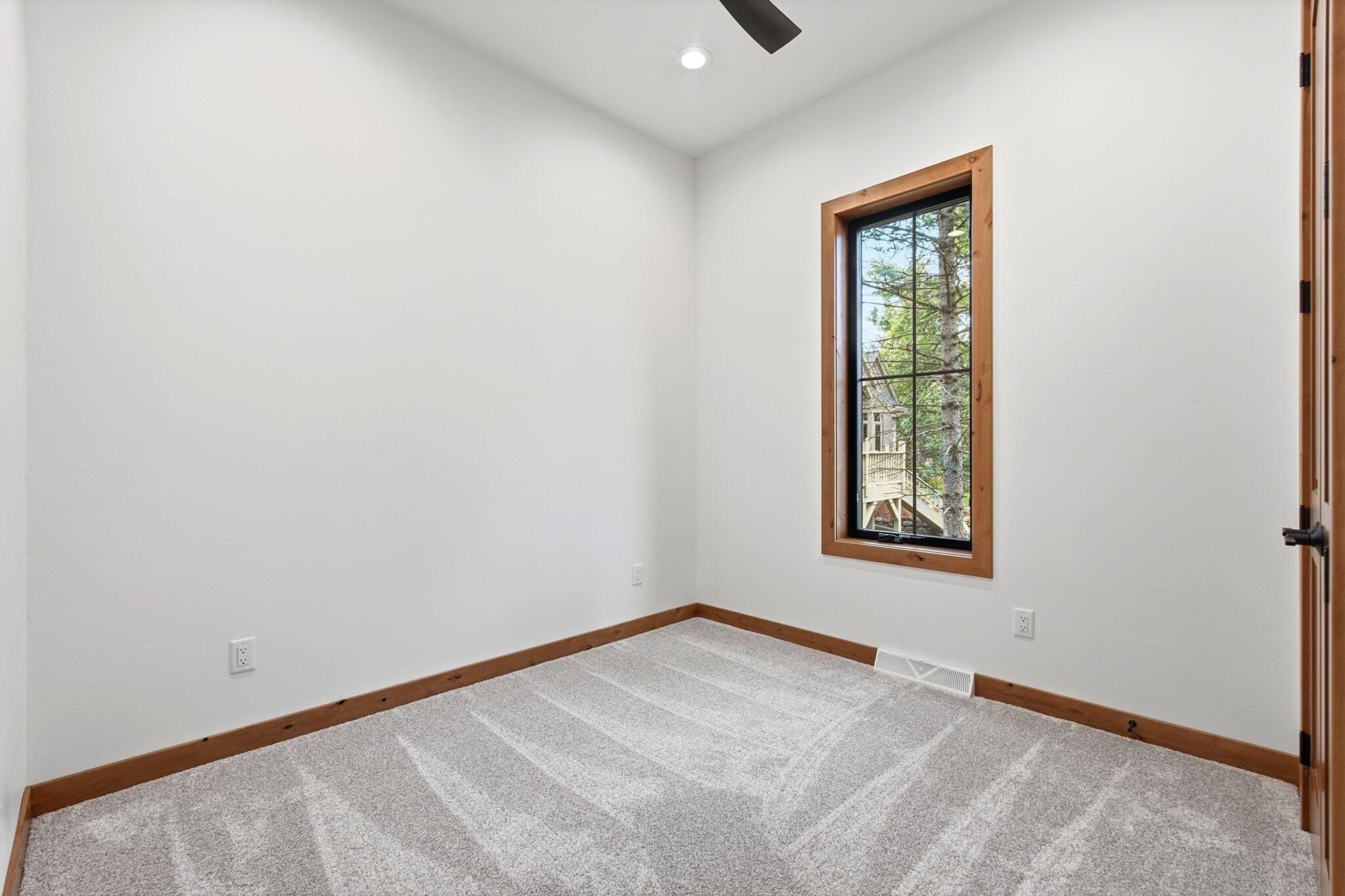 3244 N Interlaken Dr. Summit, WI 53066