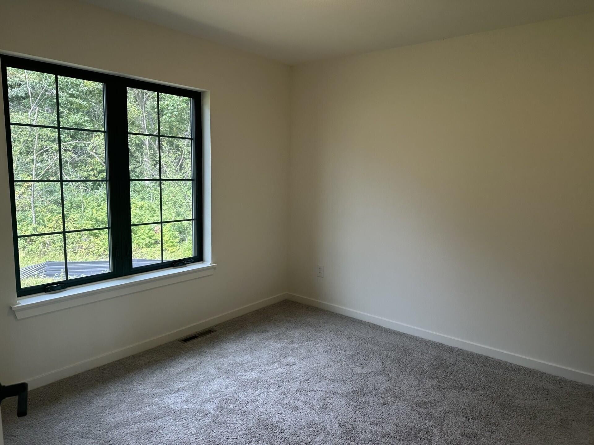 114 Retzer View Ct. Waukesha, WI 53188