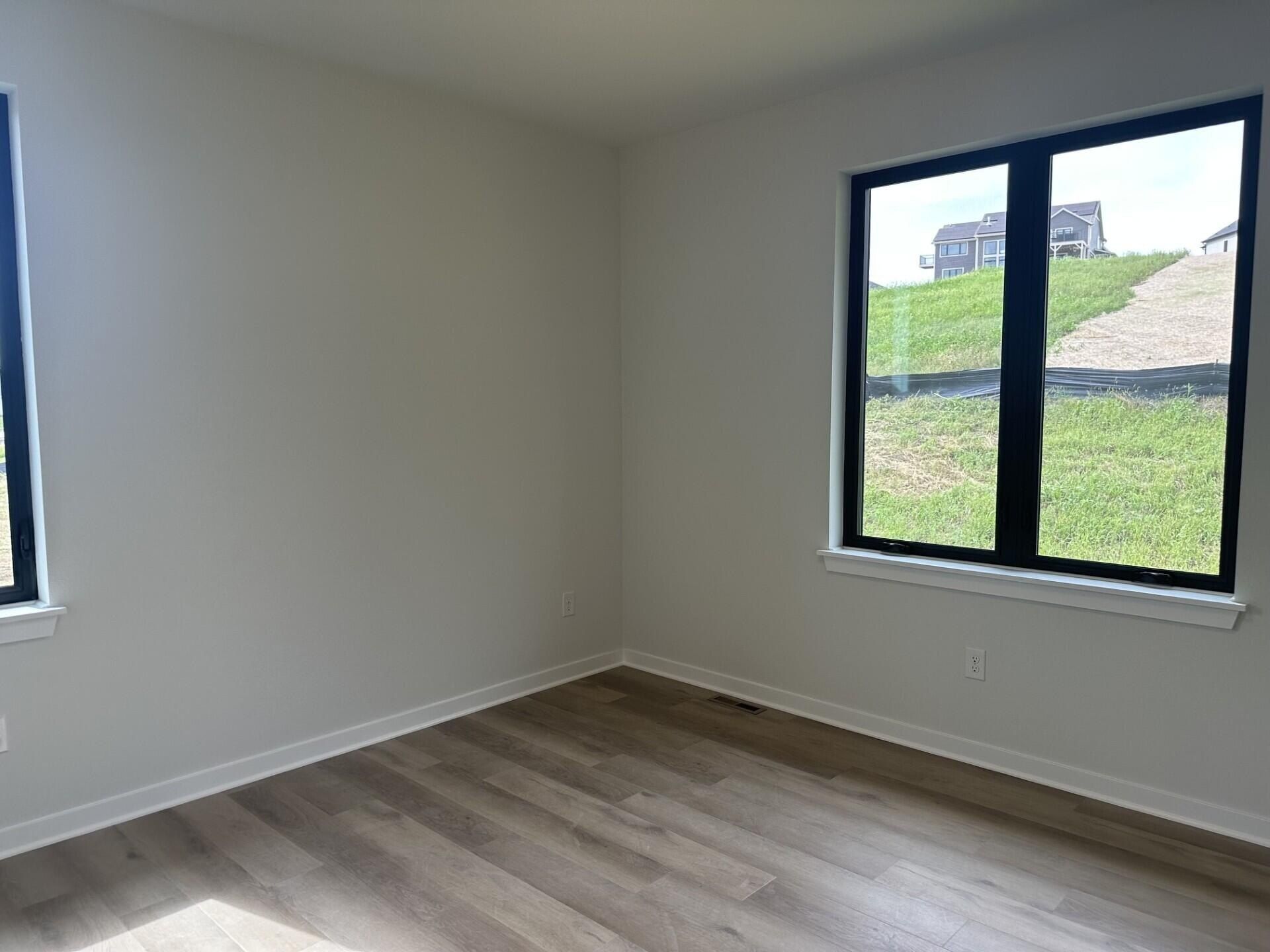 110 Retzer View Ct. Waukesha, WI 53188