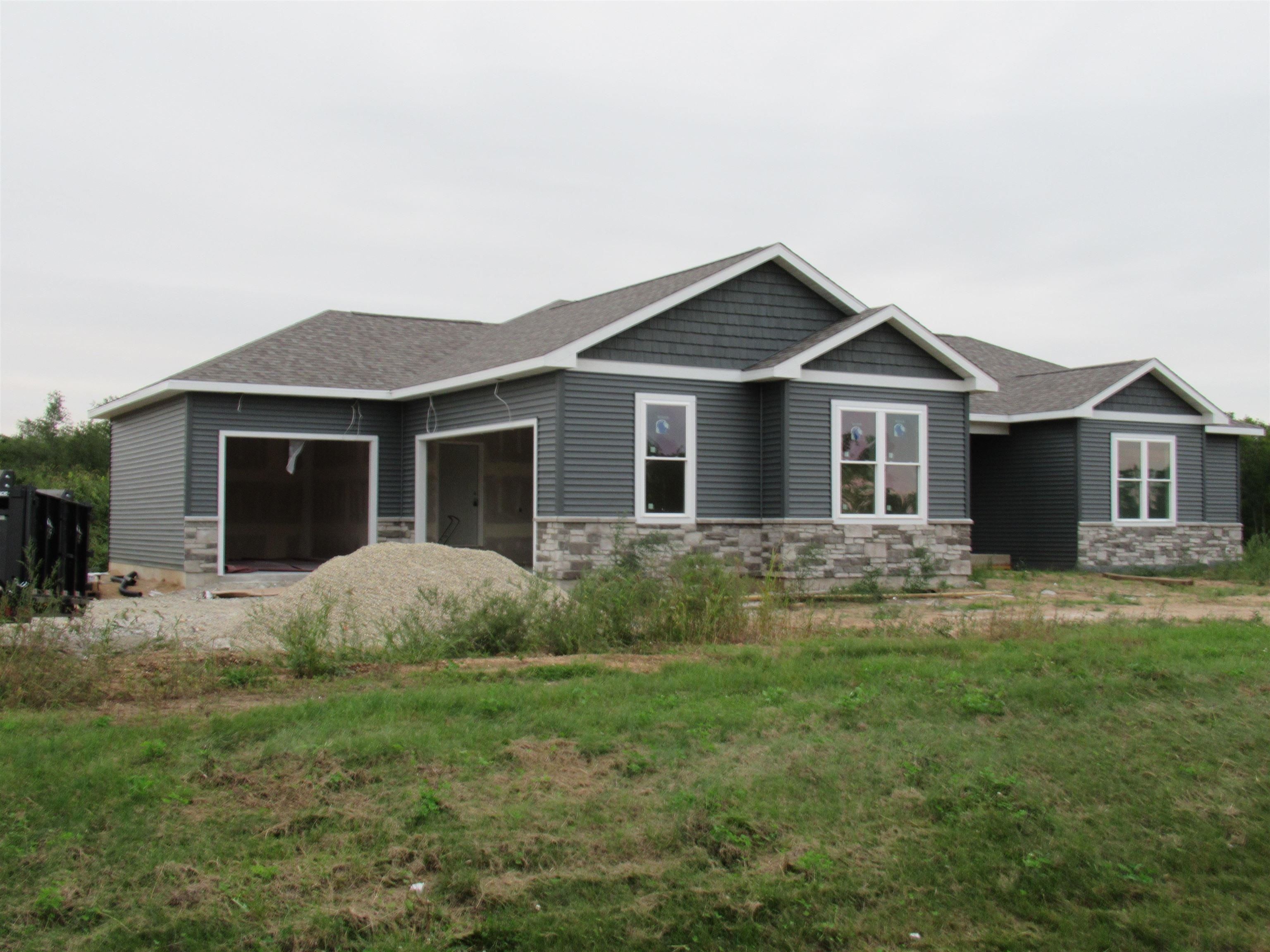 3980 S Deer Drive. Beloit, WI 53511
