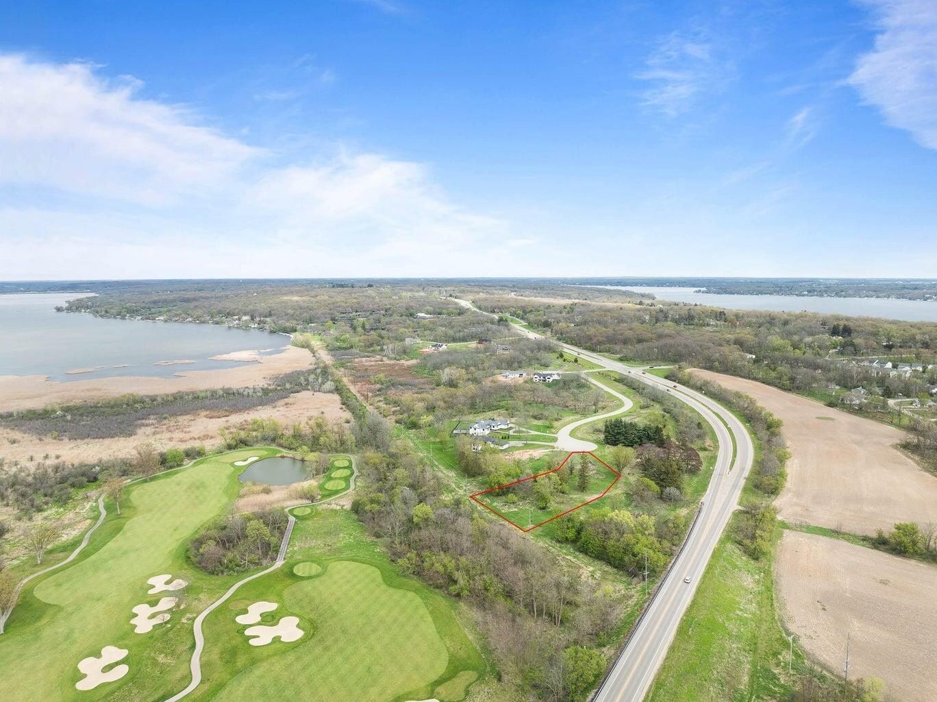 W4542 Lakeview Glen Dr. Lake Geneva, WI 53147
