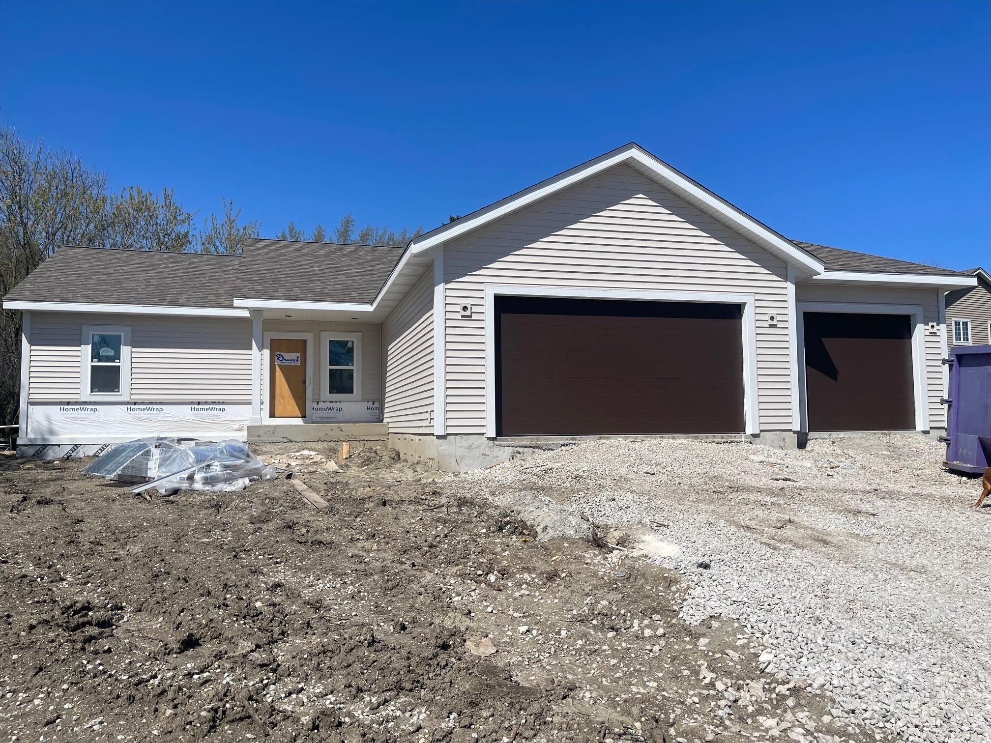 21520 W Valley Dr. New Berlin, WI 53146