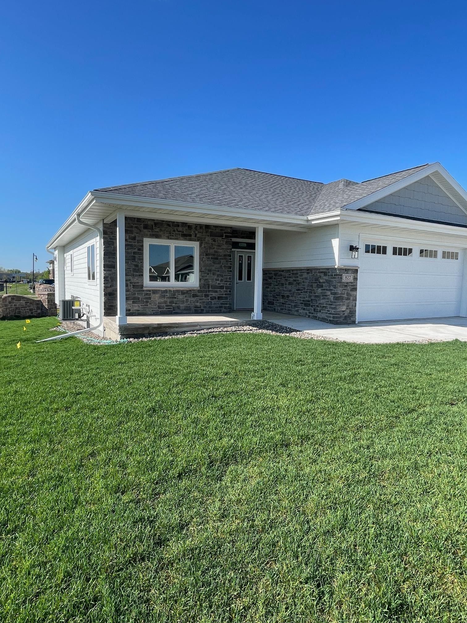 827 Vineyard Drive. Cambridge, WI 53523