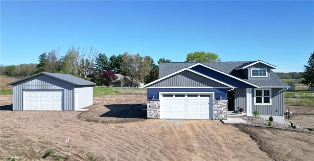 E4203 667Th Avenue. Menomonie, WI 54751