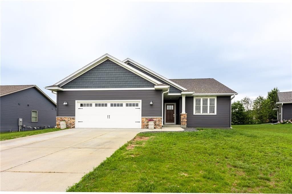 783 Kayson Place. Altoona, WI 54720