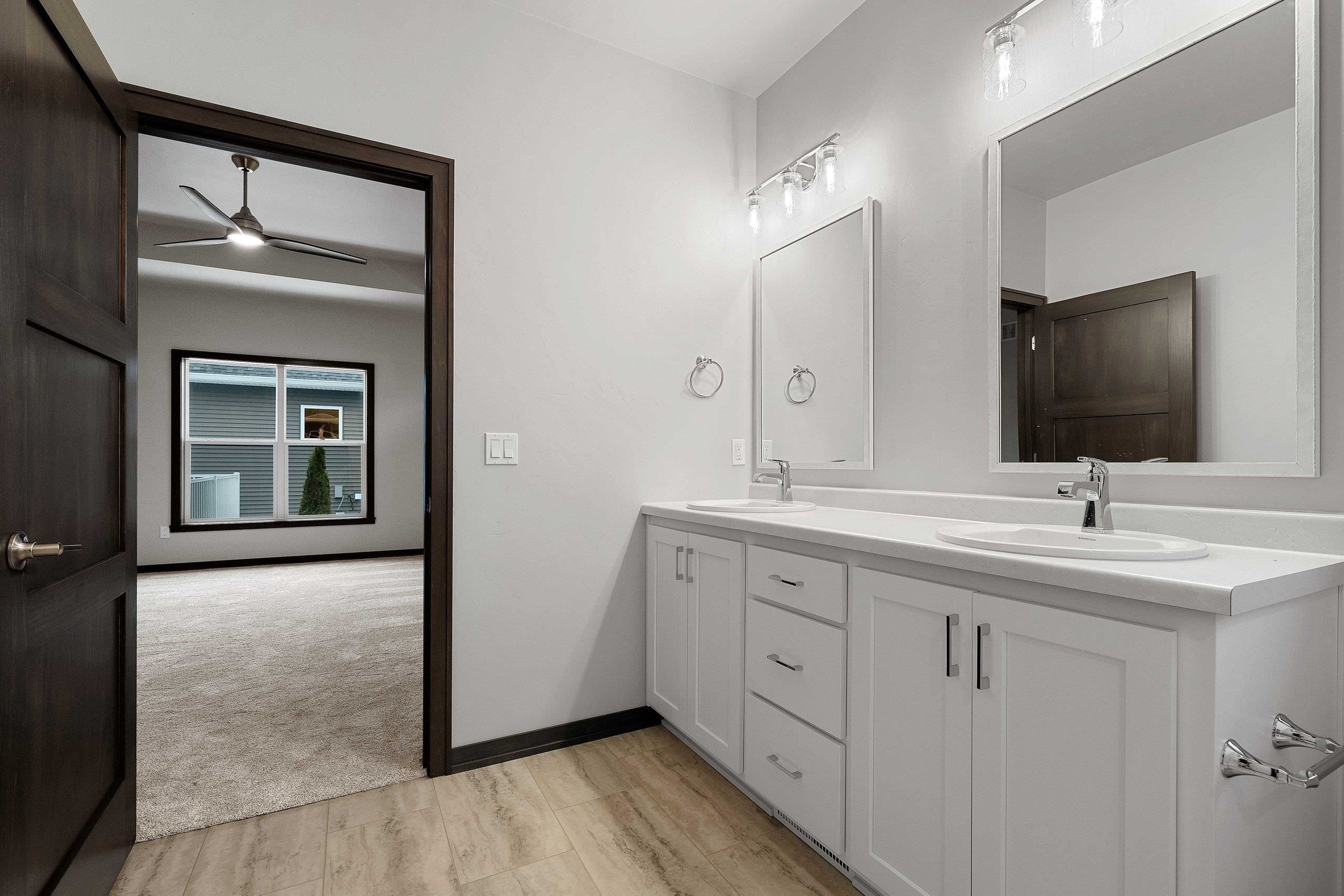 483 Papermill Circle. Kimberly, WI 54136