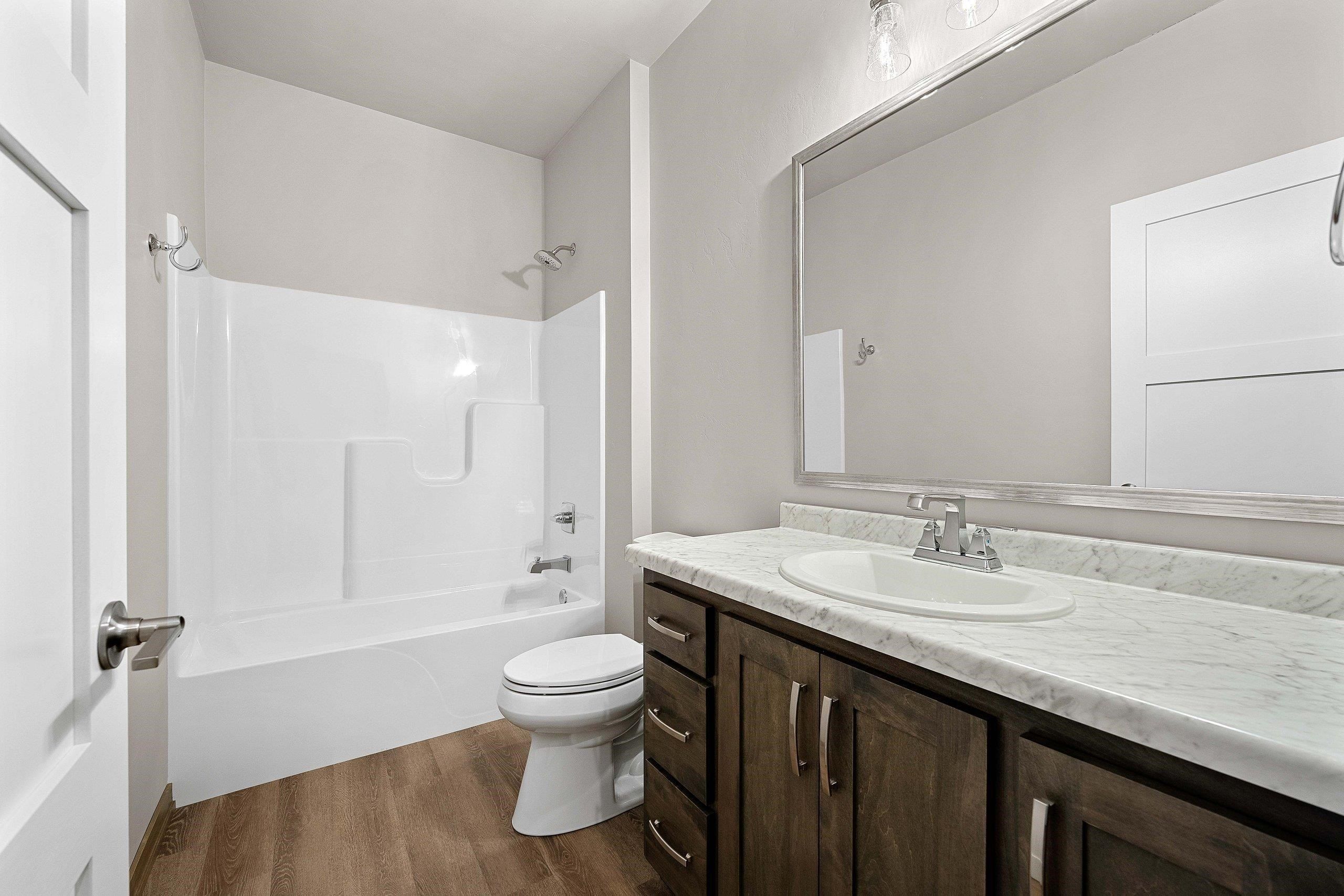 487 Papermill Circle. Kimberly, WI 54136