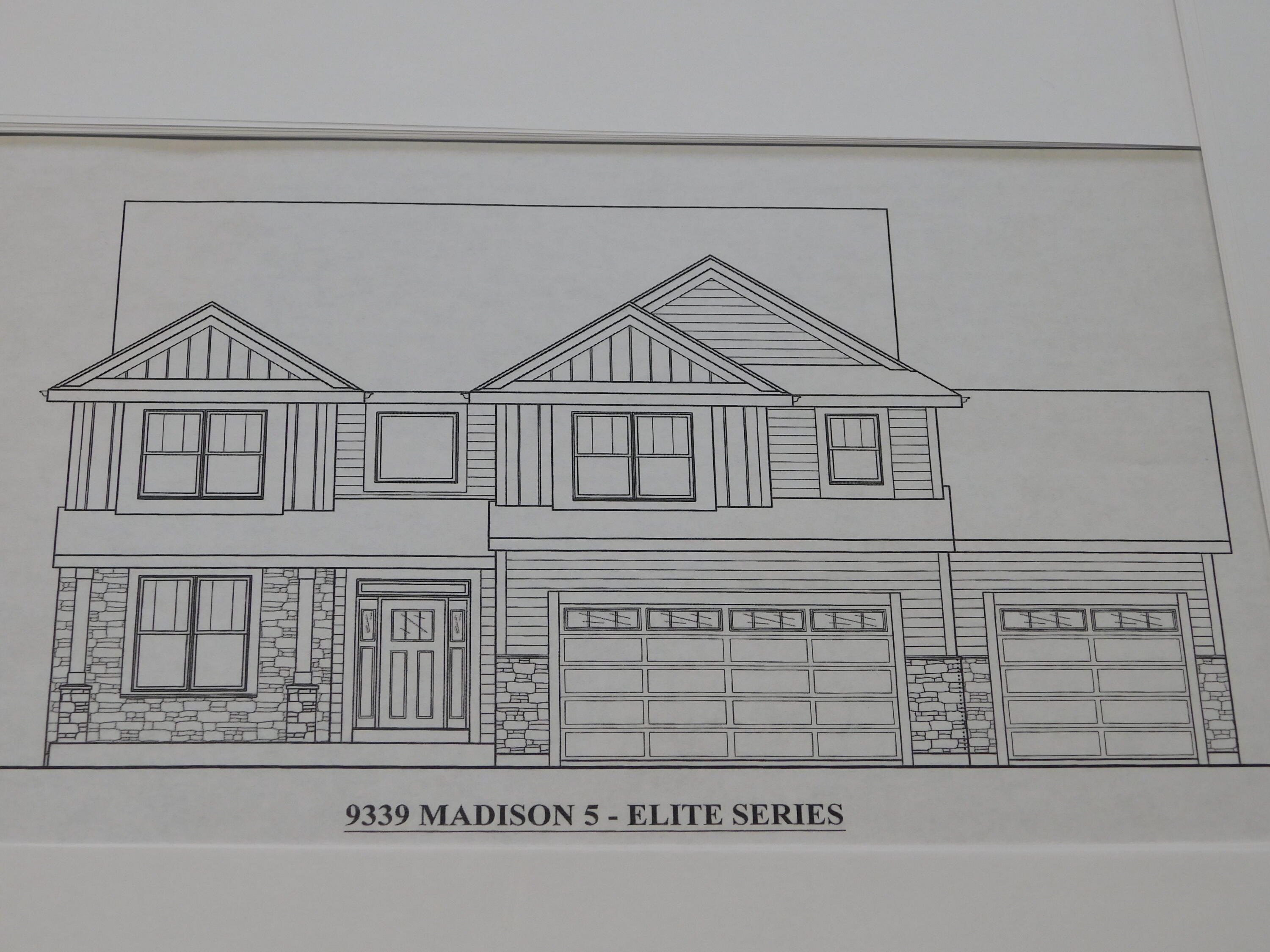 209 Candleberry Ln. Grafton, WI 53024