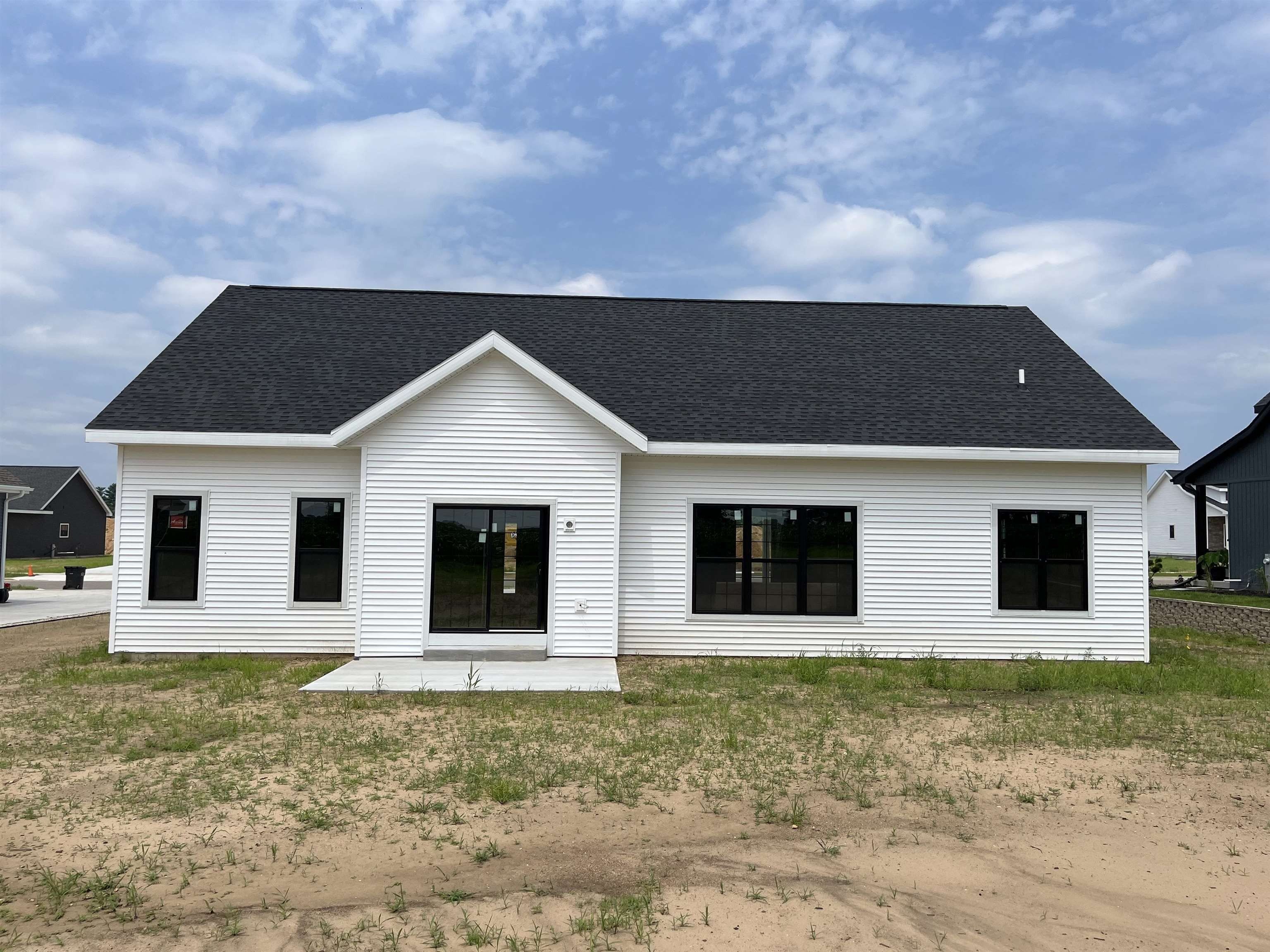 327 Willow Street. Pardeeville, WI 53954