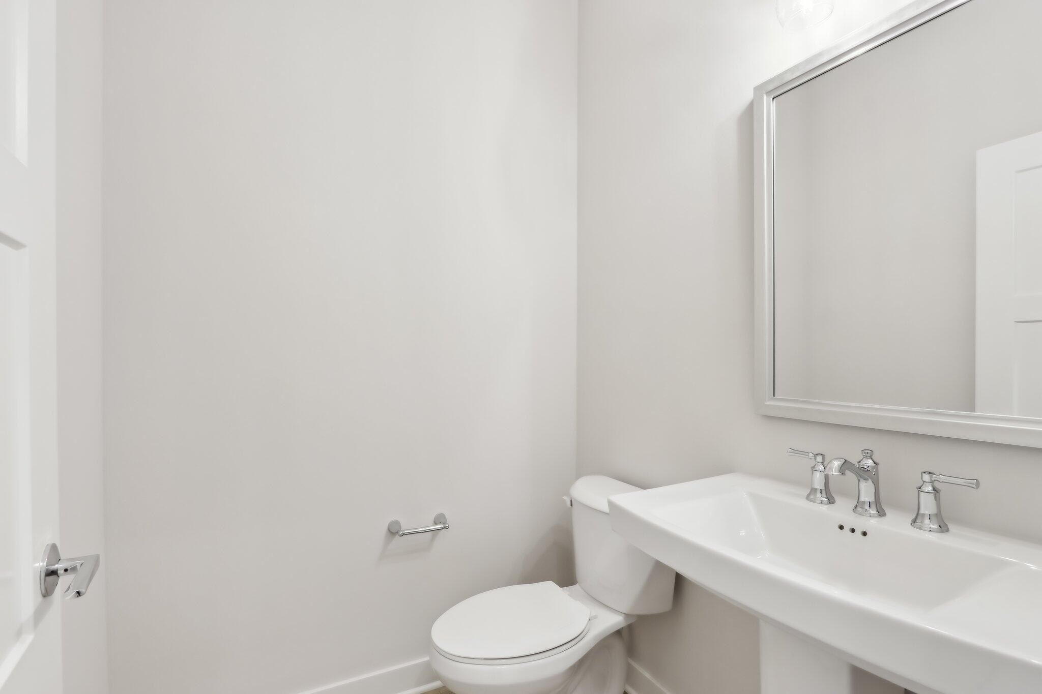 165 Aerie Cir. Brookfield, WI 53045