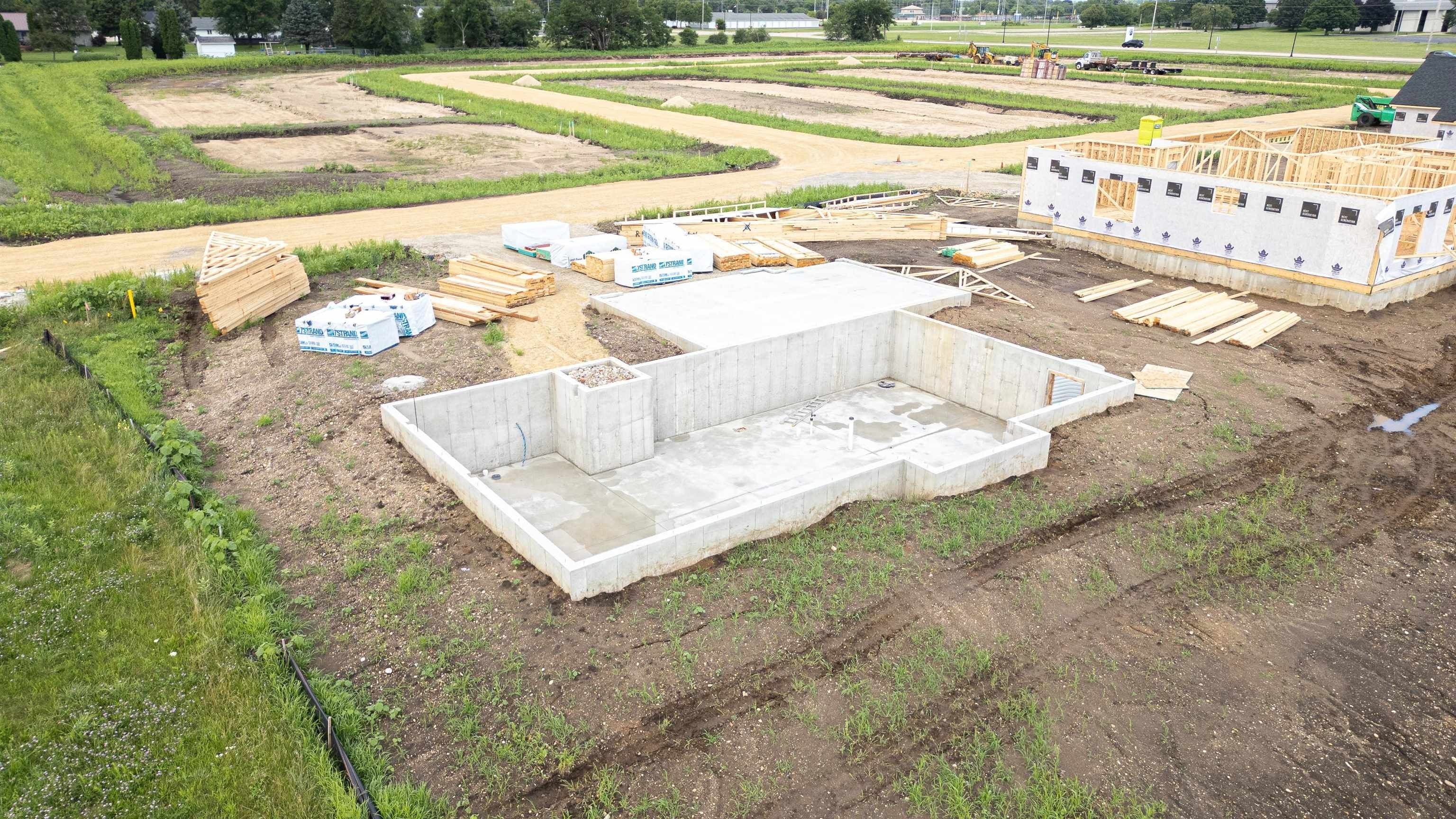 1702 Kyle Circle. Beloit, WI 53511