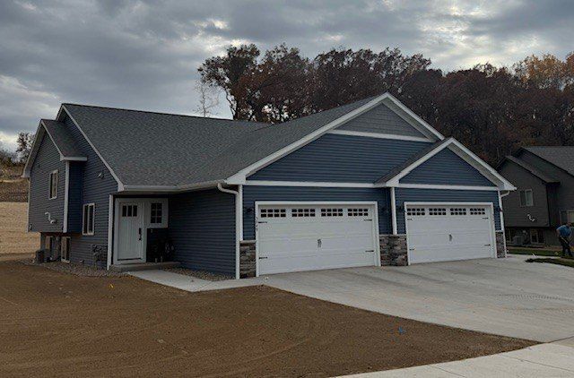 4901 Woodland Park Drive. Eau Claire, WI 54701