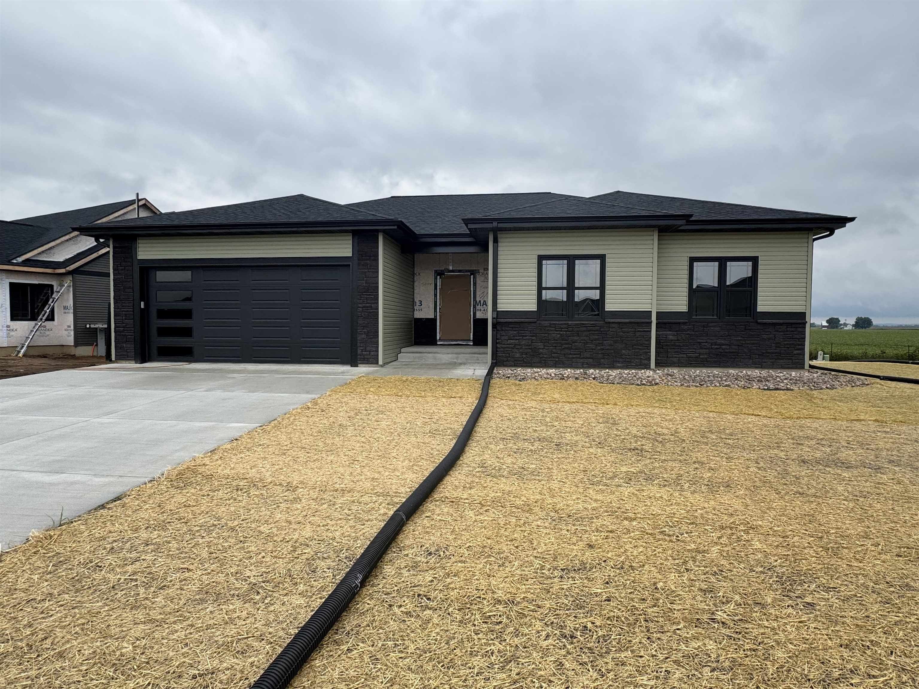 252 Falcon Court. Sauk City, WI 53583