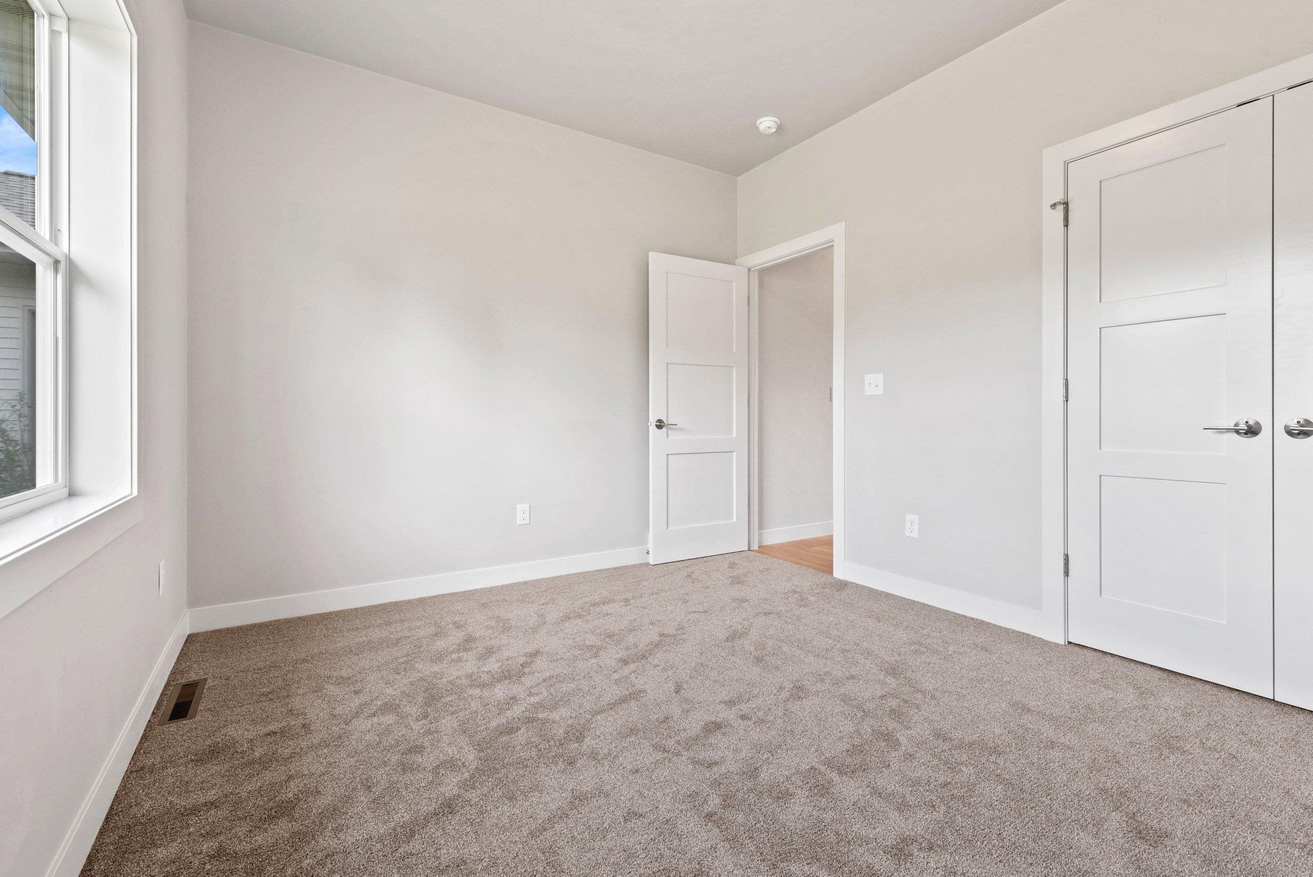 2996 Creekwood Drive. Green Bay, WI 54311