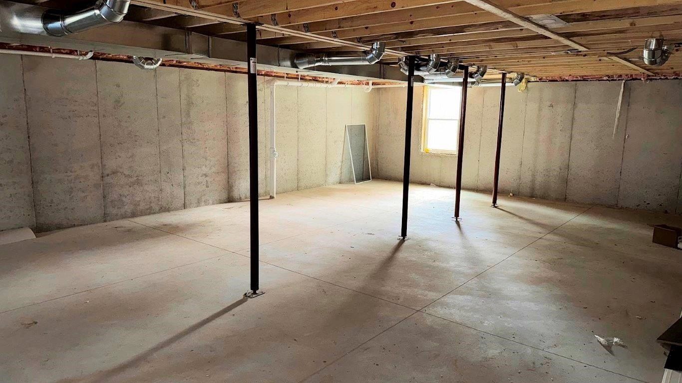 73 Morningside Road. Baraboo, WI 53913