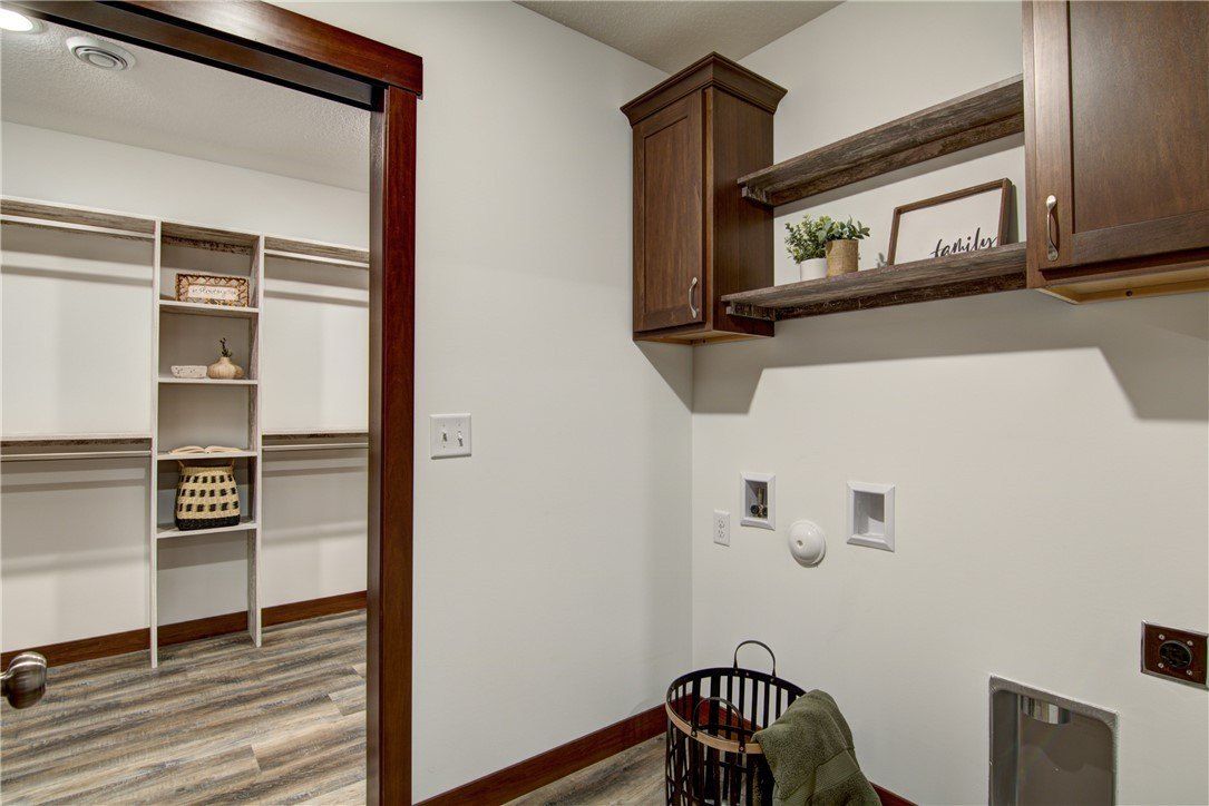 1806 Dorret Road. Eau Claire, WI 54703