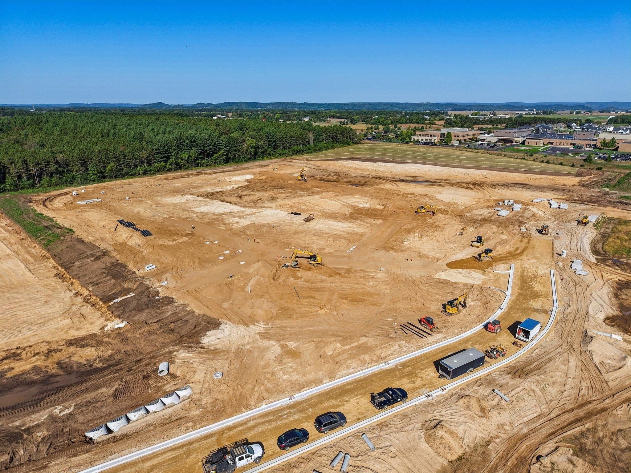 2408 Bluestem Crossing. Prairie Du Sac, WI 53578